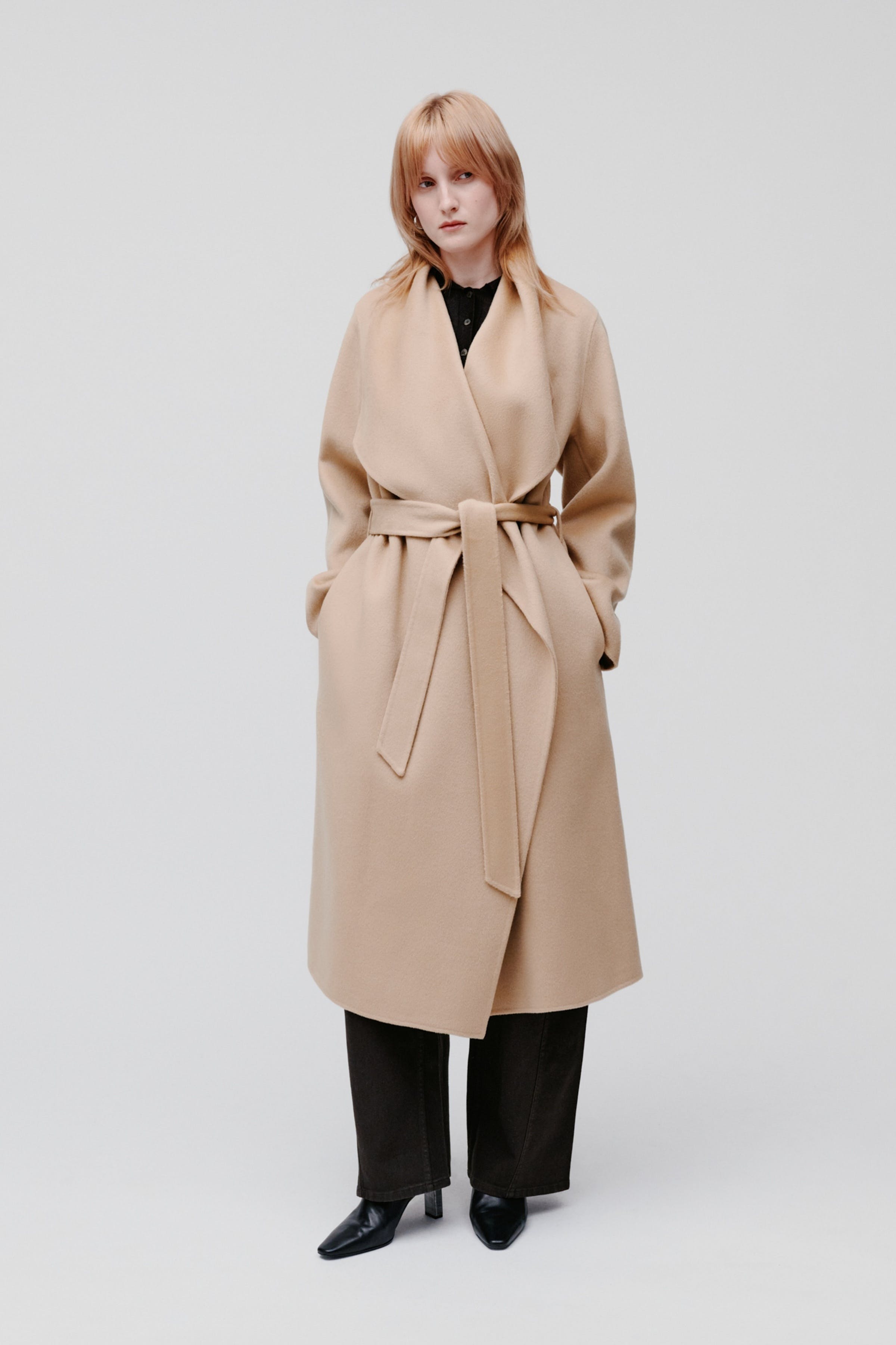CARRIE ROSE Coat LOOKBOOK FRONT 30600562-BE401
