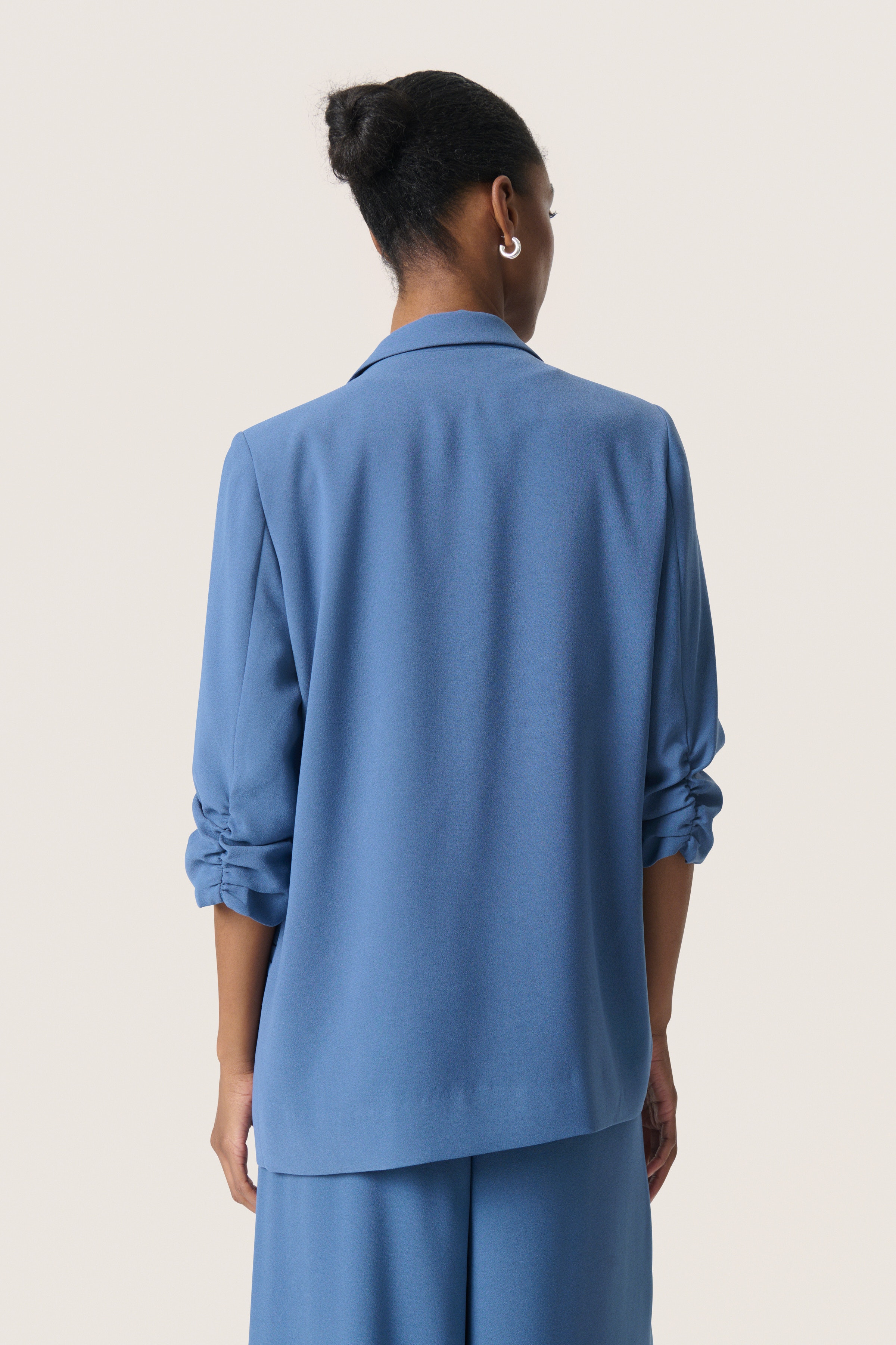 SLShirley Blazer LOOKBOOK BACK 30403608-183921