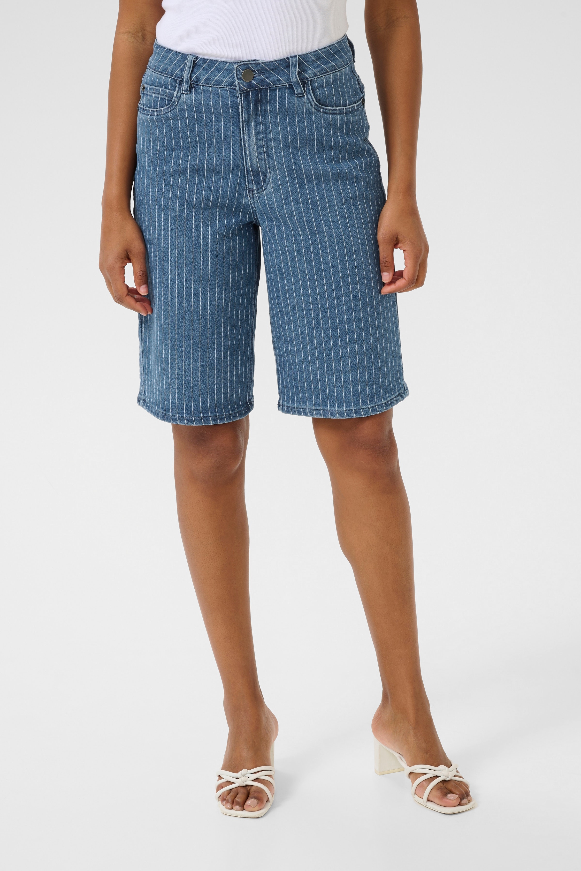 KAreece LOOKBOOK FRONT 10552415-108347