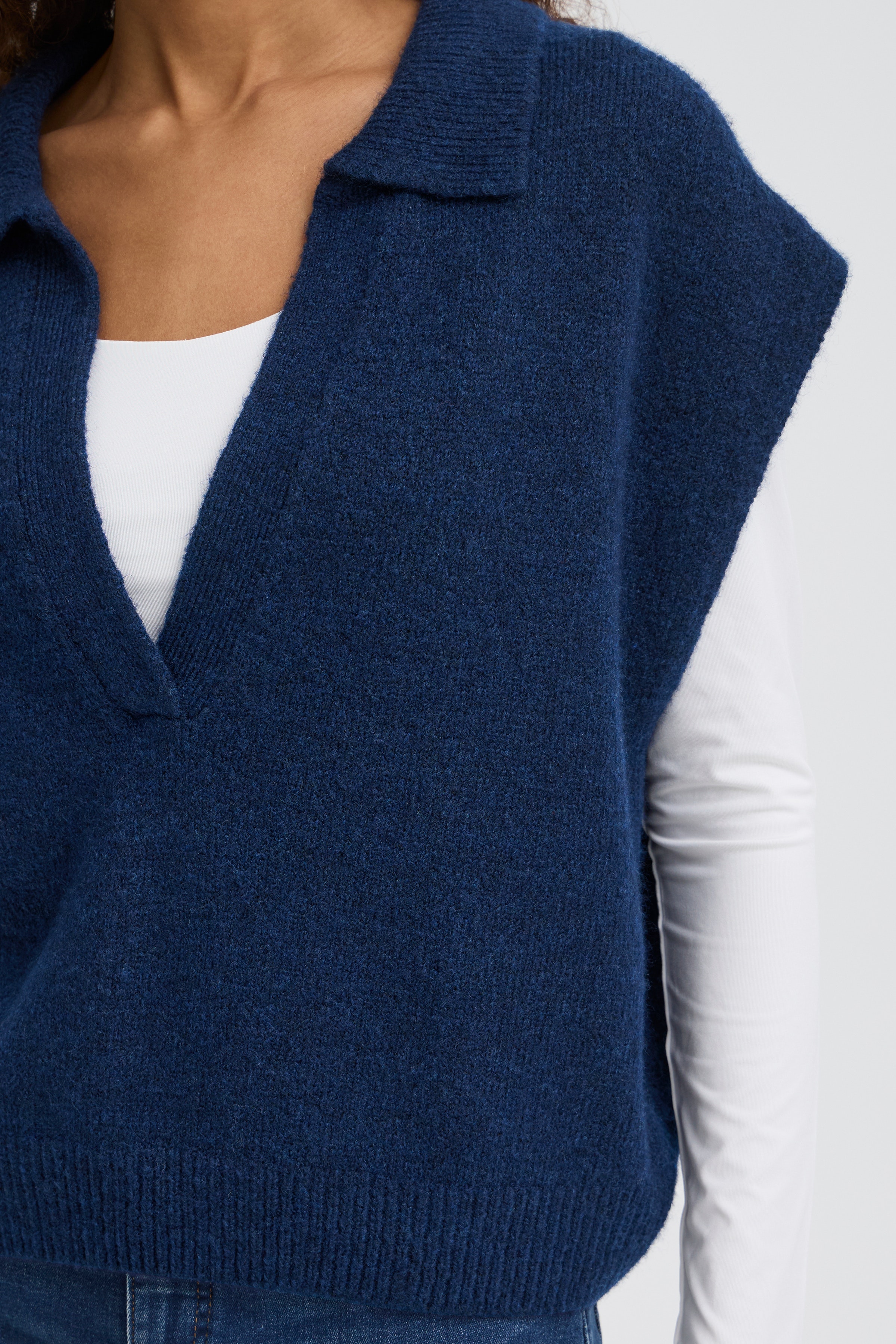 IHPOVOKE Pullunder LOOKBOOK DETAIL 20125164-193939