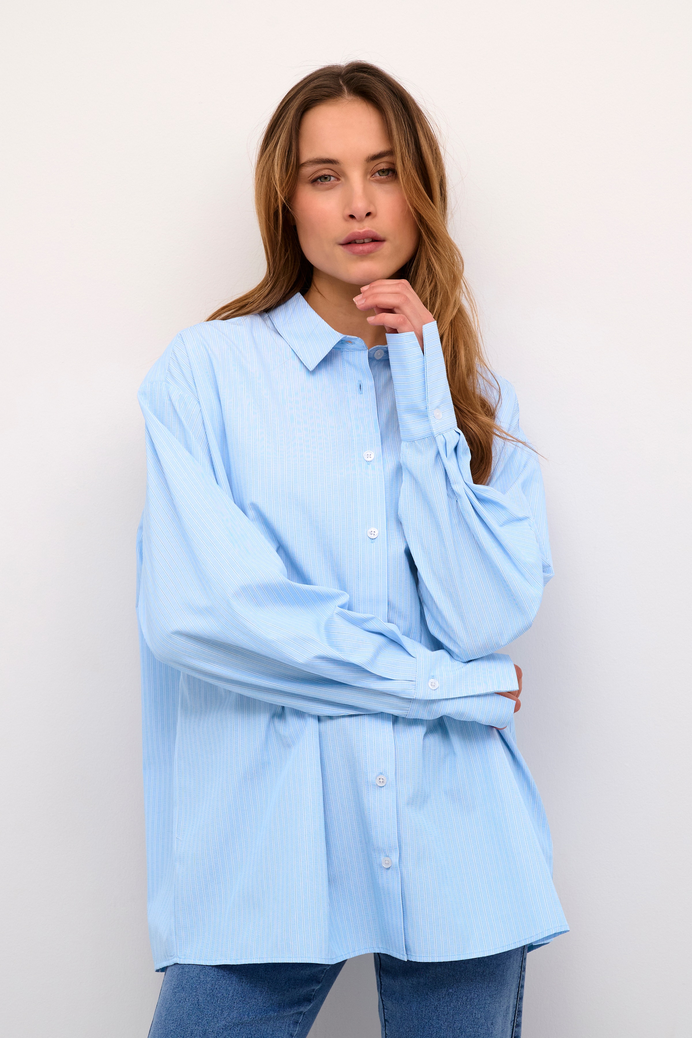 KAemma Shirt LOOKBOOK FRONT 10552305-106183