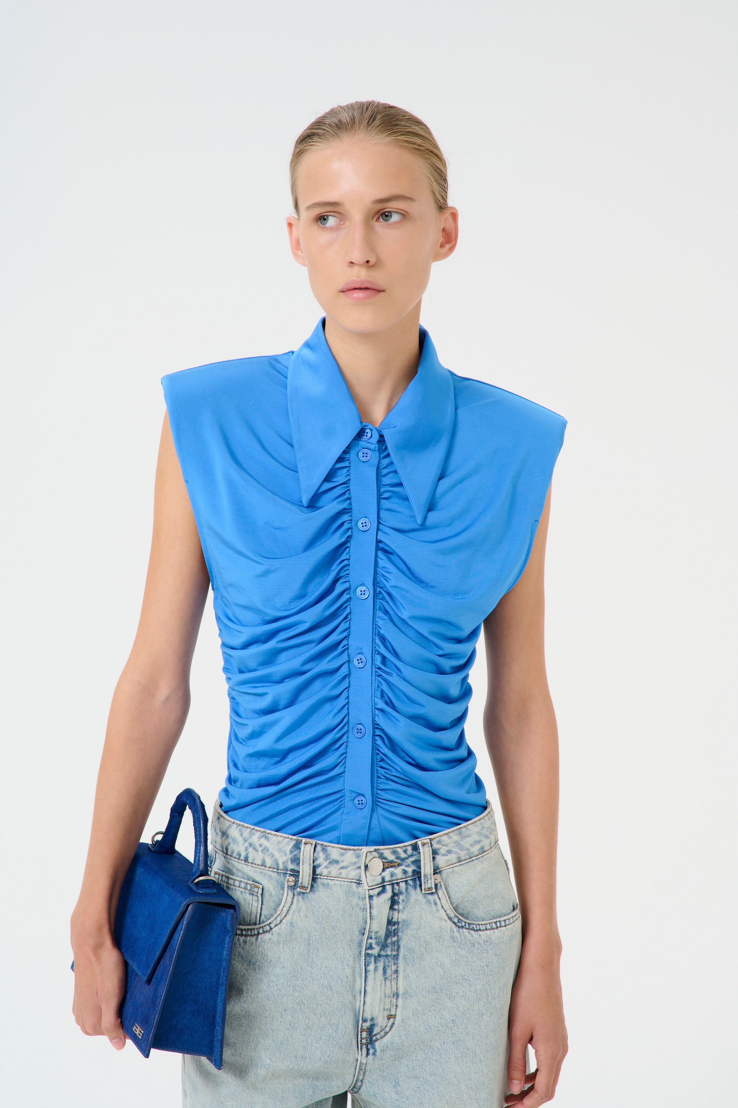 GZtaila Skjorte LOOKBOOK FRONT 10910126-184043