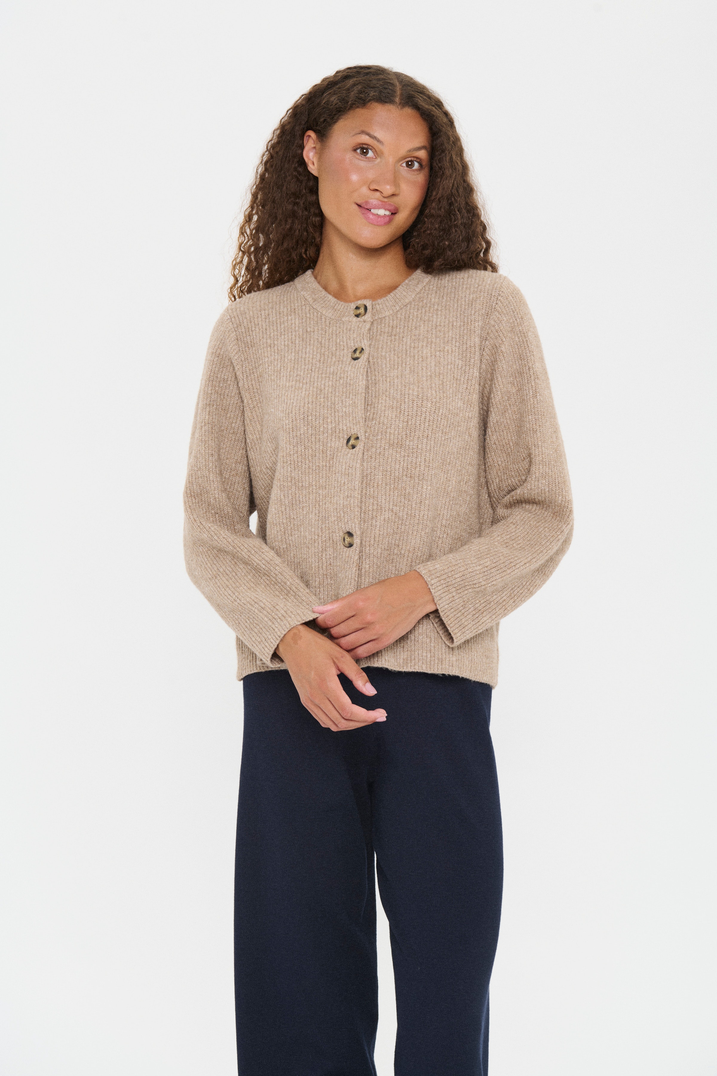 MaleenSZ Cardigan LOOKBOOK FRONT 30514452-161104