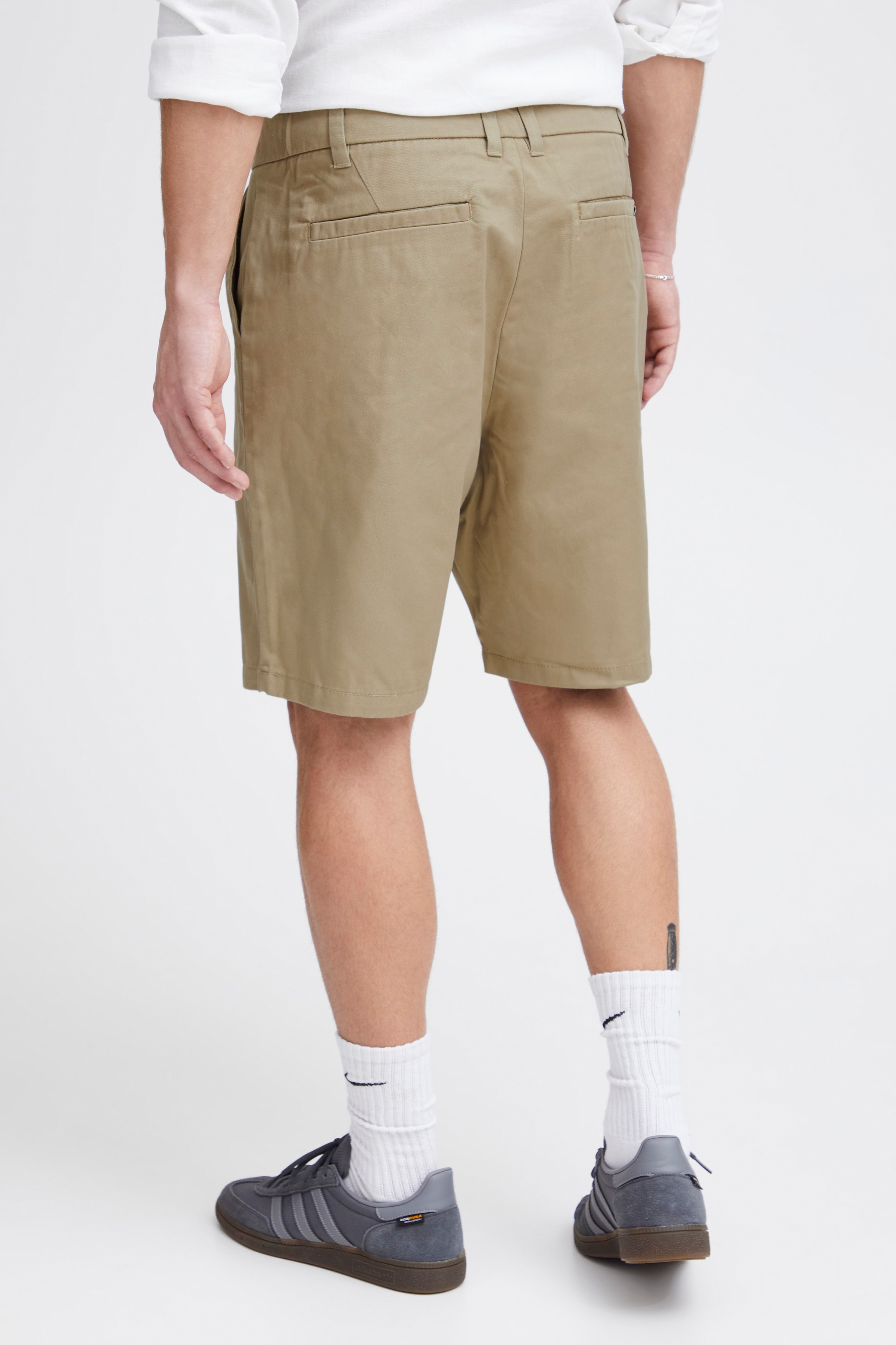 SDELDRIC Shorts LOOKBOOK BACK 21107653-170630