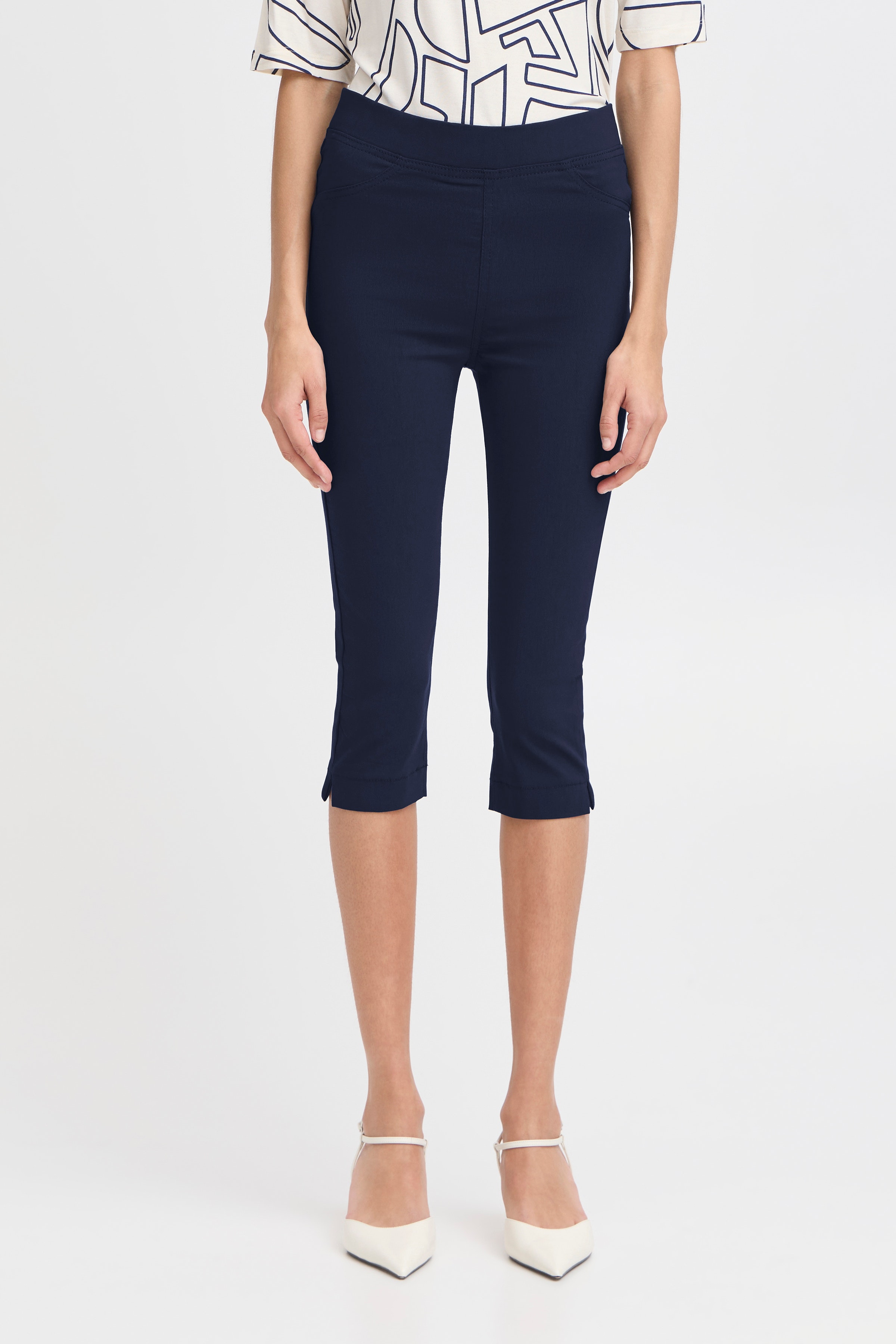 BYKEIRA Capri bukser LOOKBOOK FRONT 20805612-194020