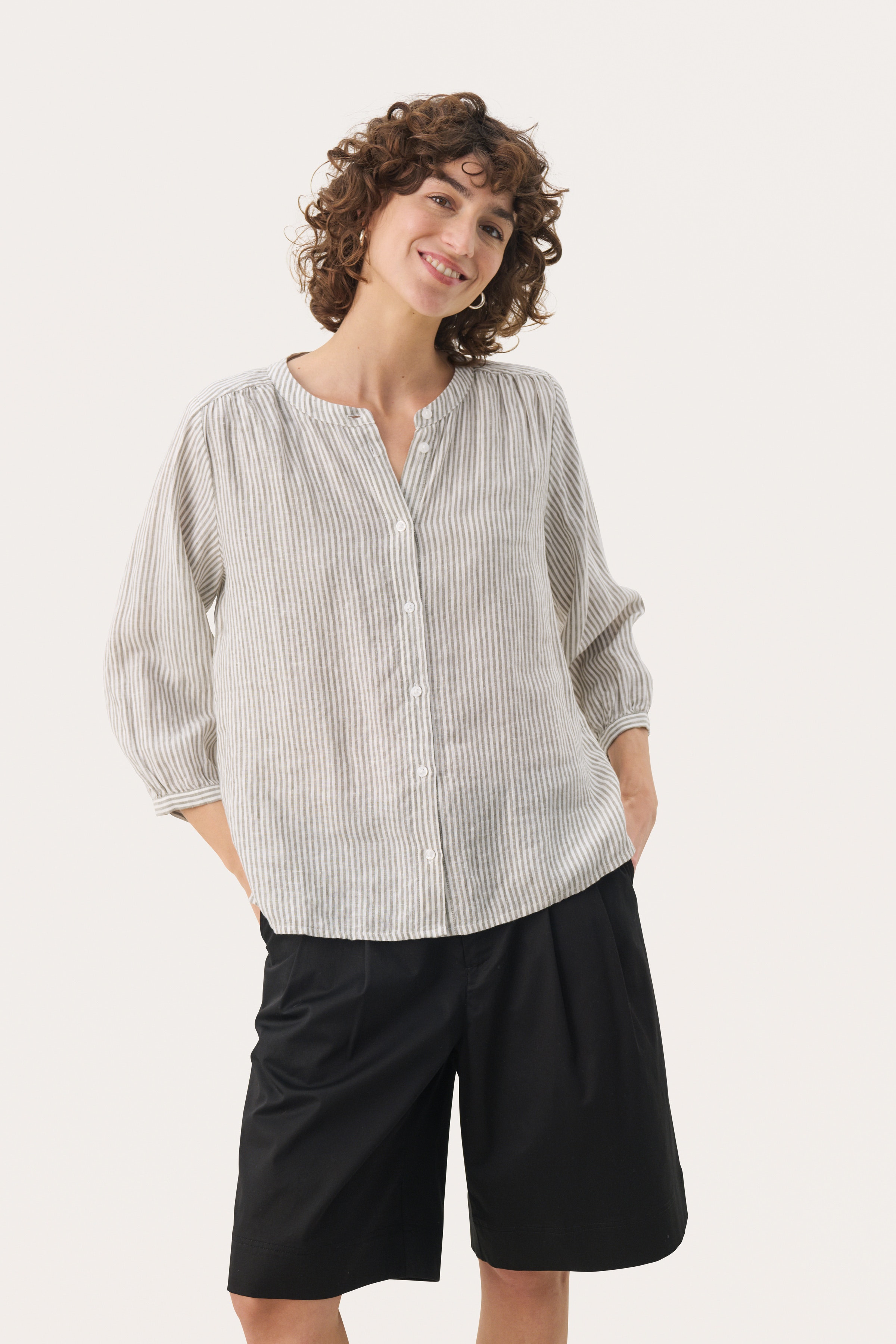 PersillesPW Skjorta LOOKBOOK FRONT 30309938-304180