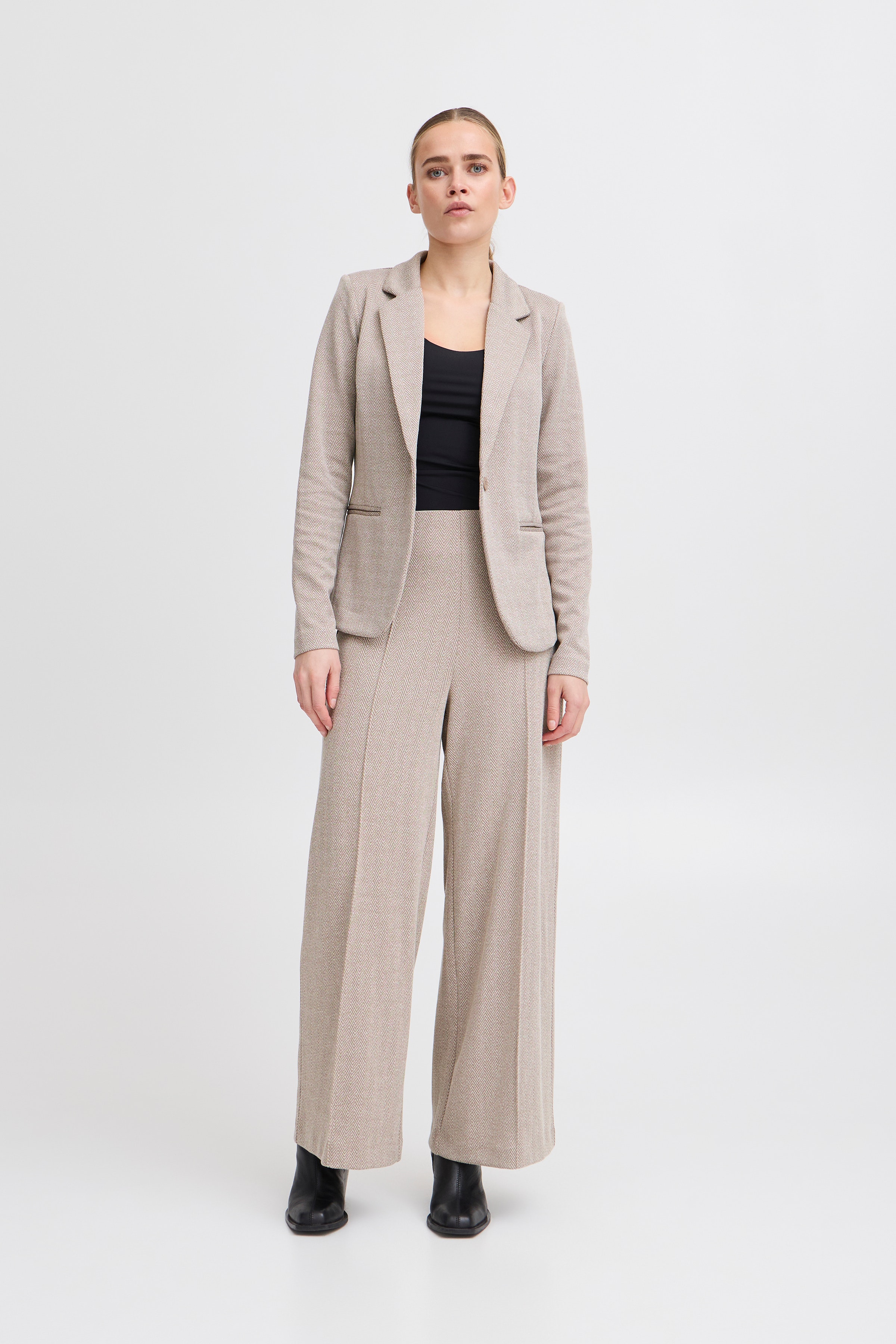 IHKATE Blazer LOOKBOOK FRONT 20121600-204261