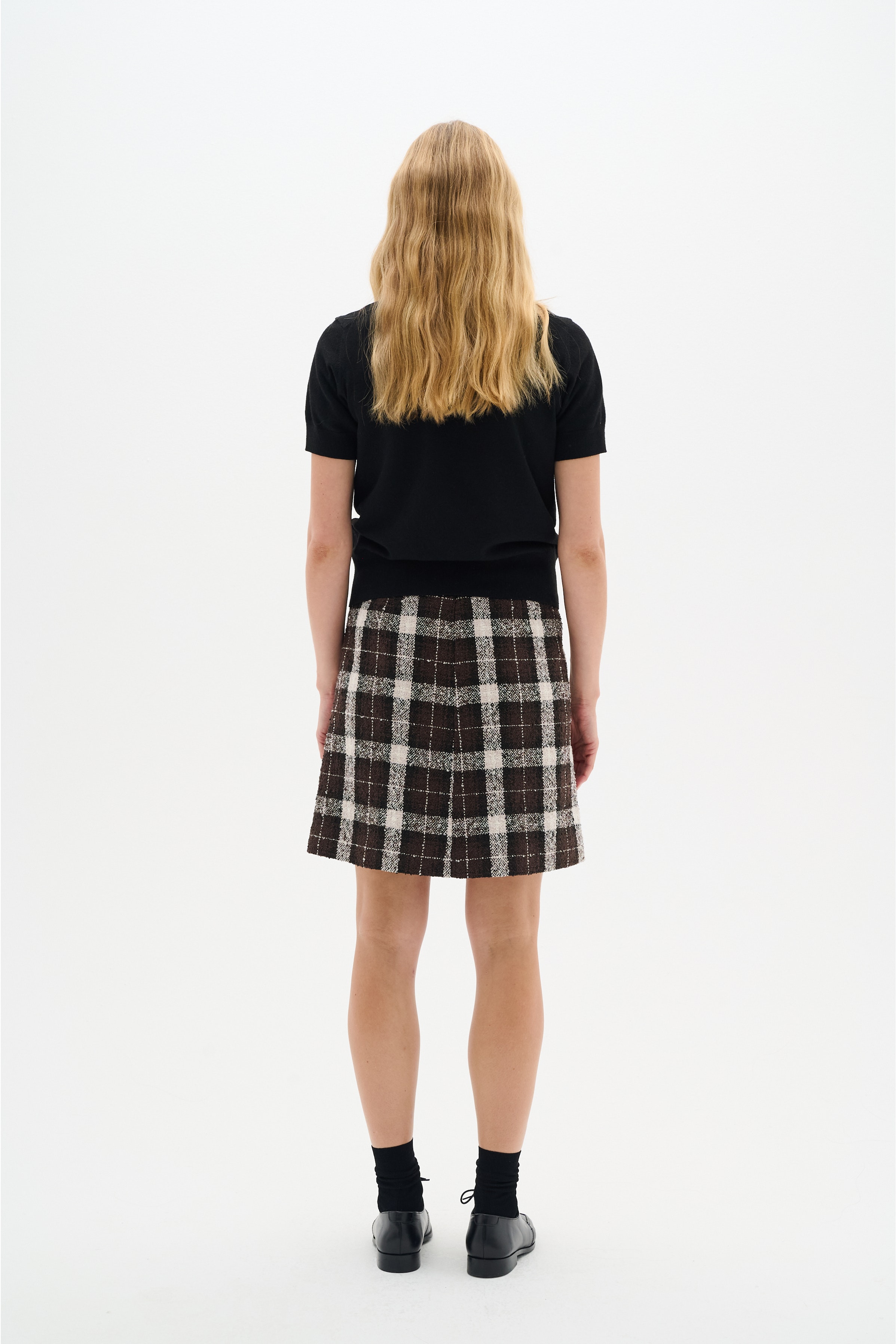 KamieIW Skirt LOOKBOOK BACK 30109723-191518