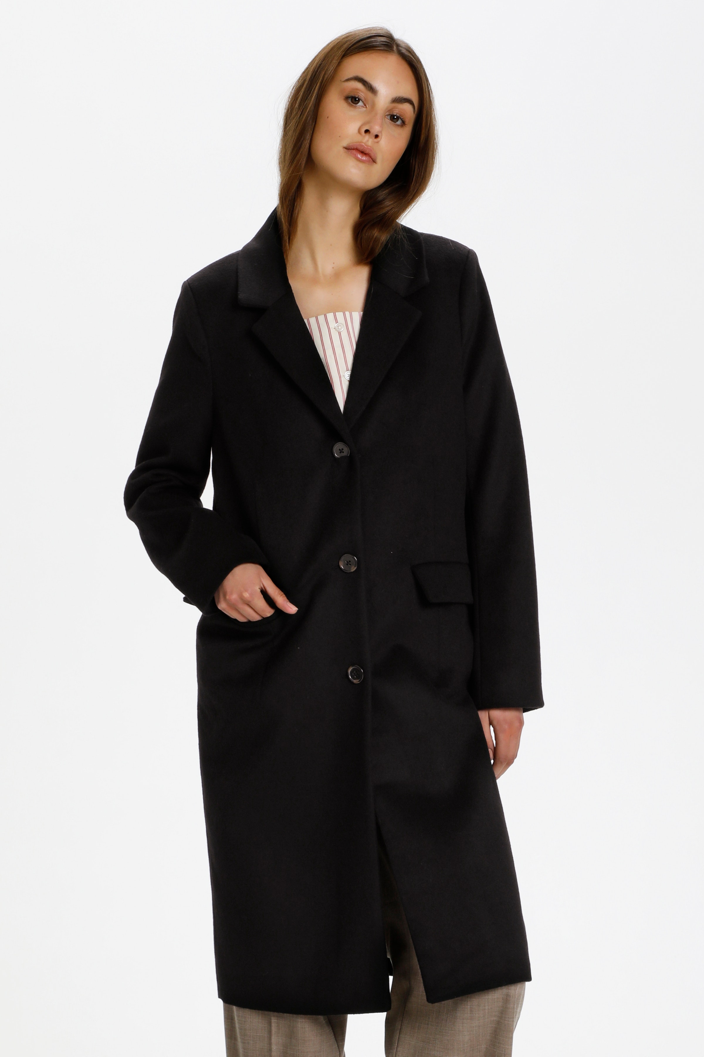  SLVancouver Coat


 LOOKBOOK FRONT 30405551-194008