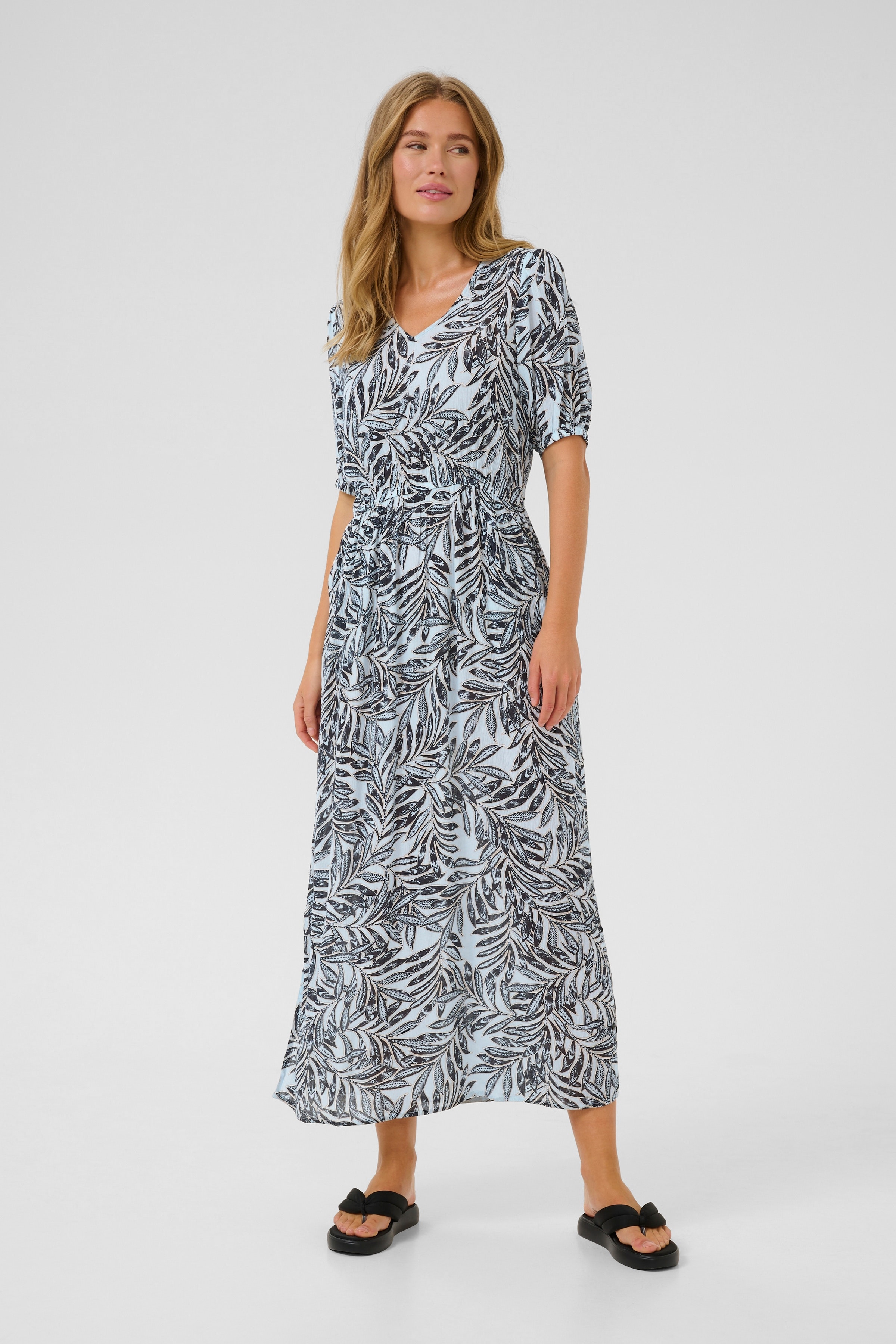 KAisolde Kjole LOOKBOOK FRONT 10507514-107562