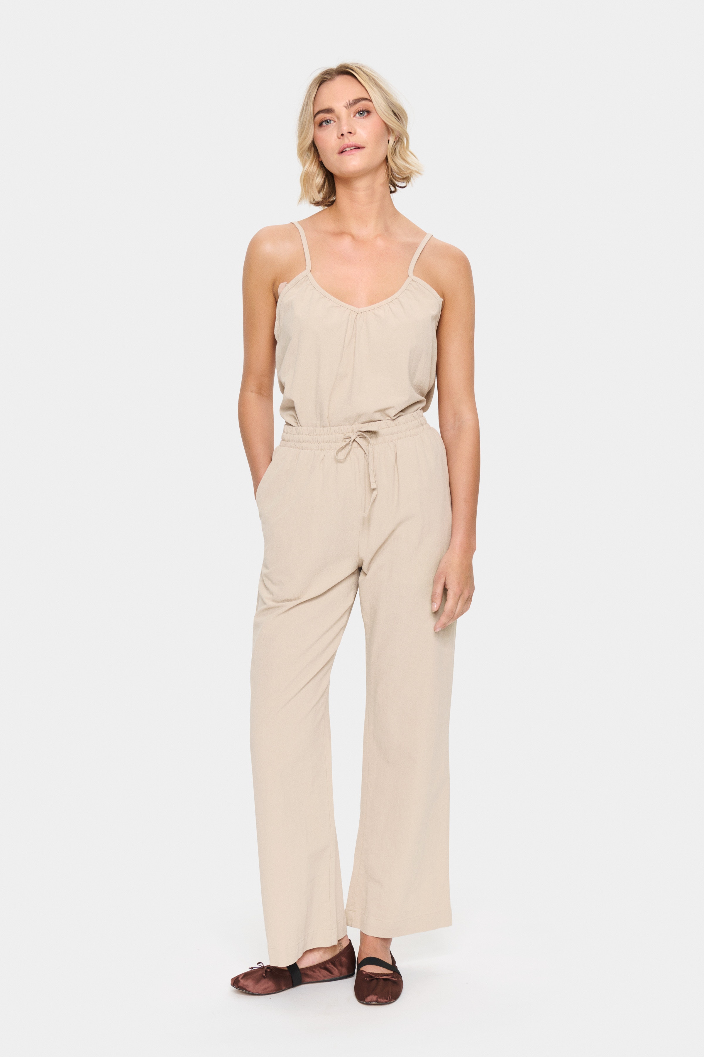 Zalinda Trousers LOOKBOOK FRONT 30513816-161105