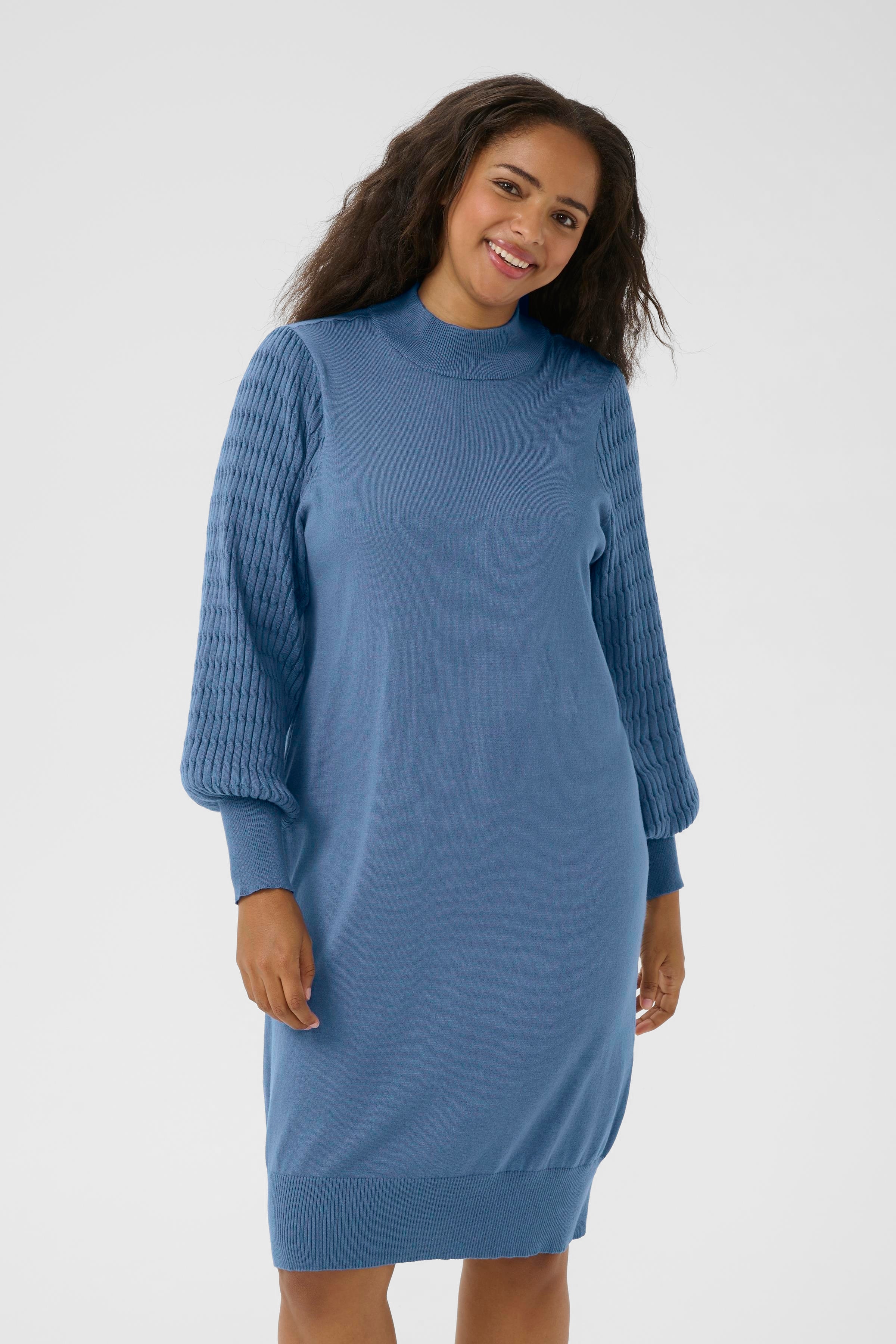 KClini Kleid LOOKBOOK FRONT 10582597-184028