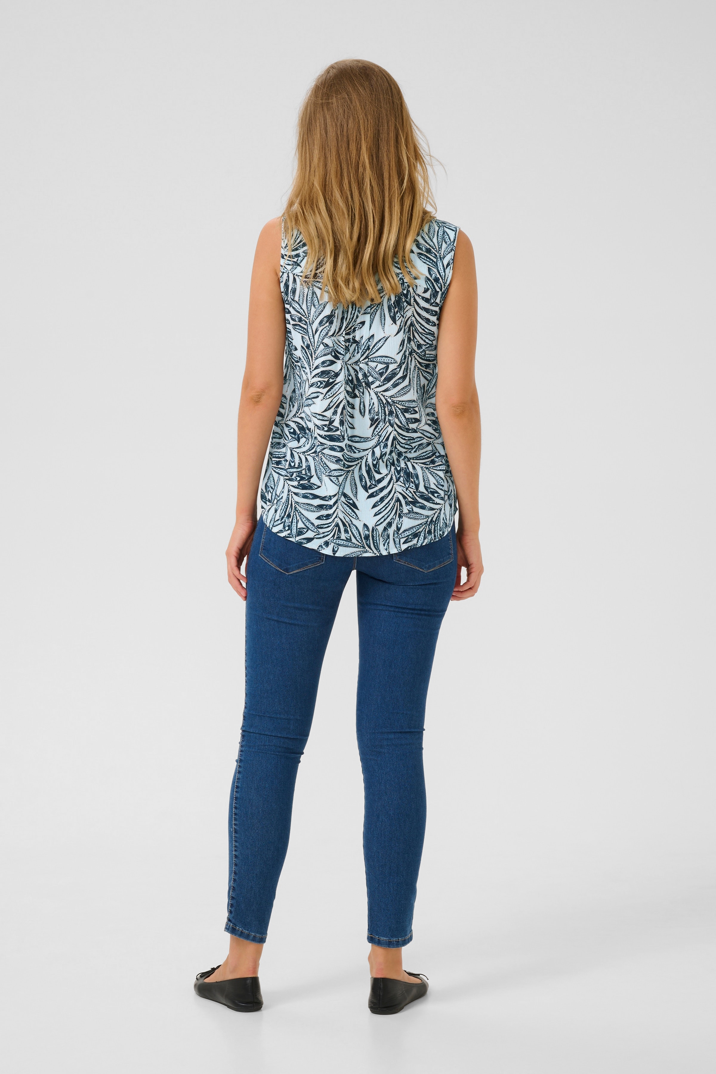 KAamber Top LOOKBOOK BACK 10508255-107562