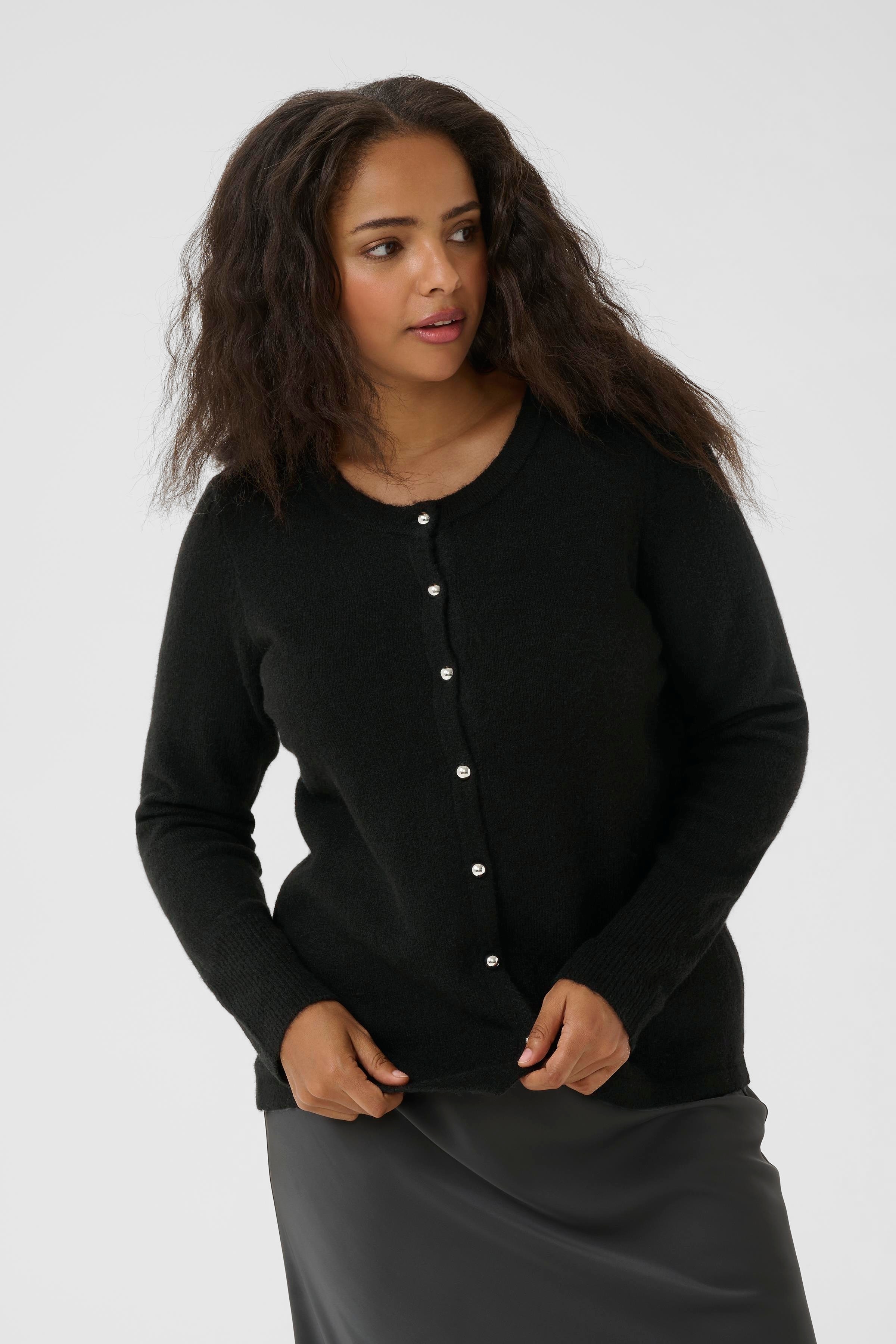 KCniela Cardigan LOOKBOOK FRONT 10583699-100121