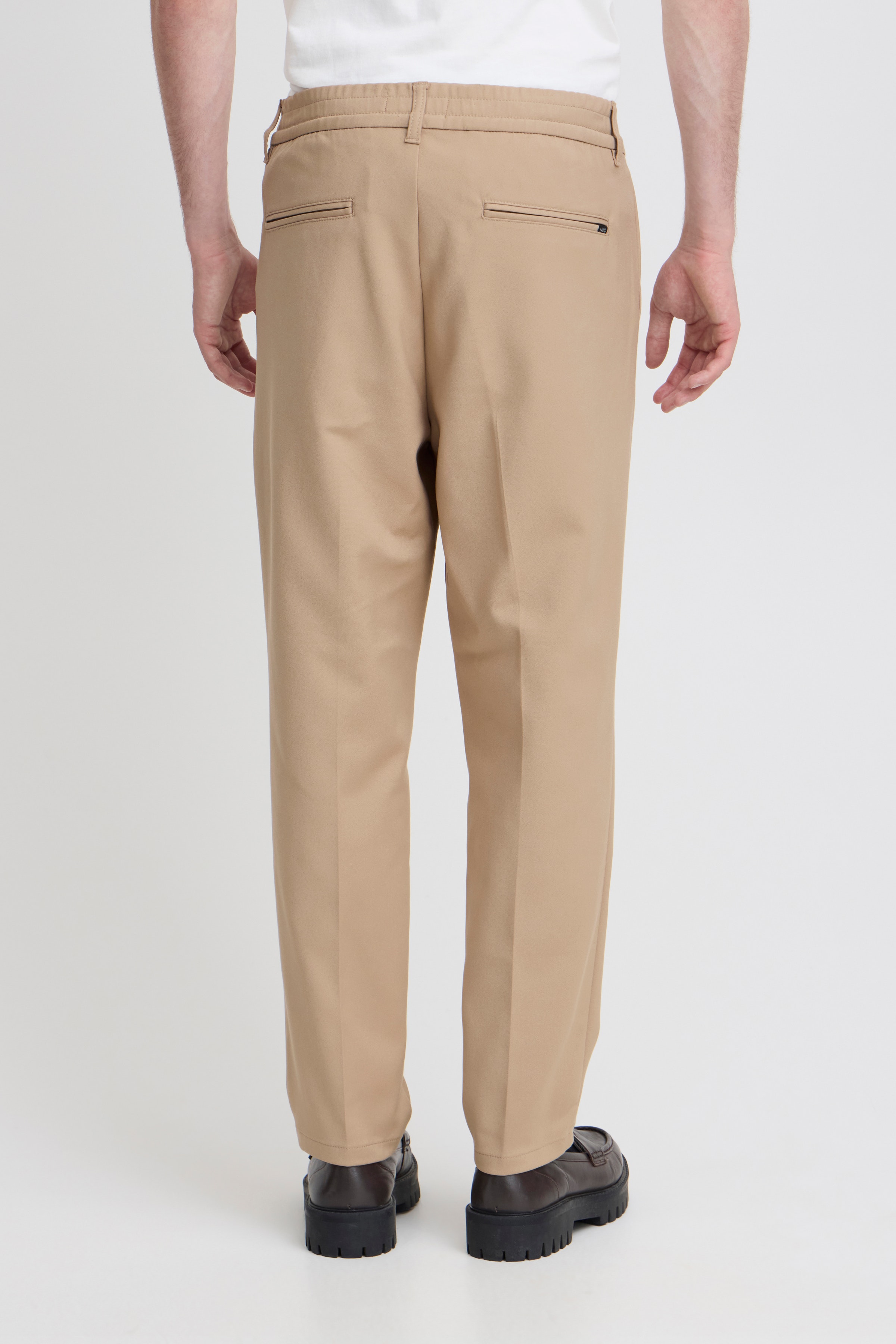 CFMARC Trousers LOOKBOOK BACK 20504943-171312