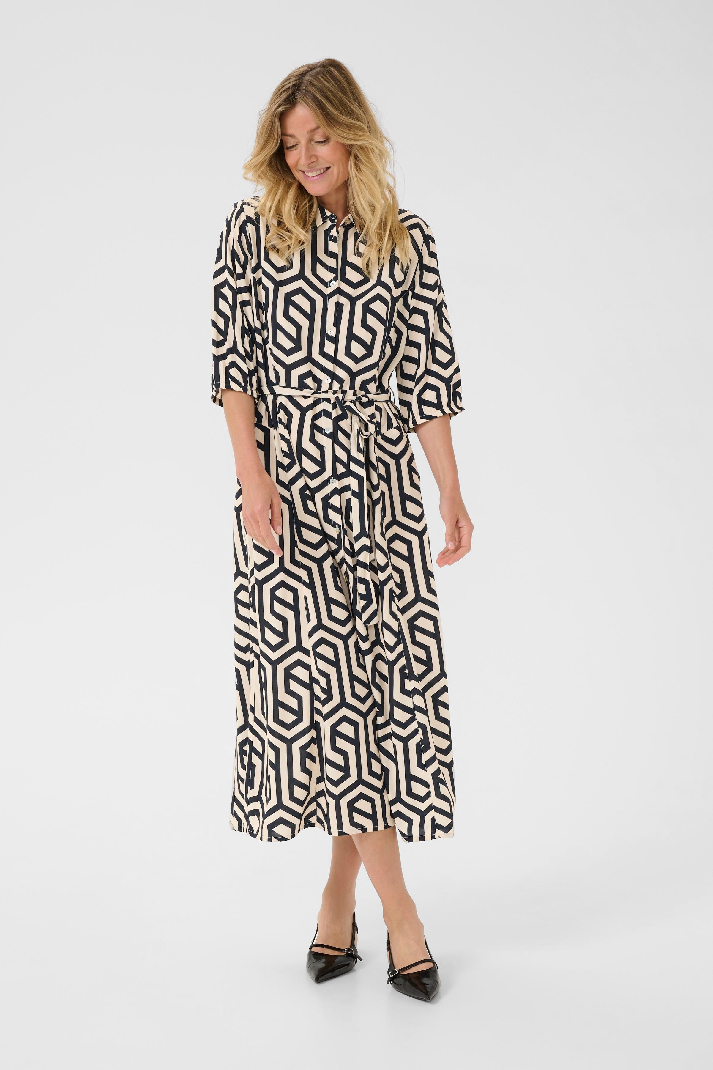 CRTiah Kleid LOOKBOOK FRONT 10611340-106775