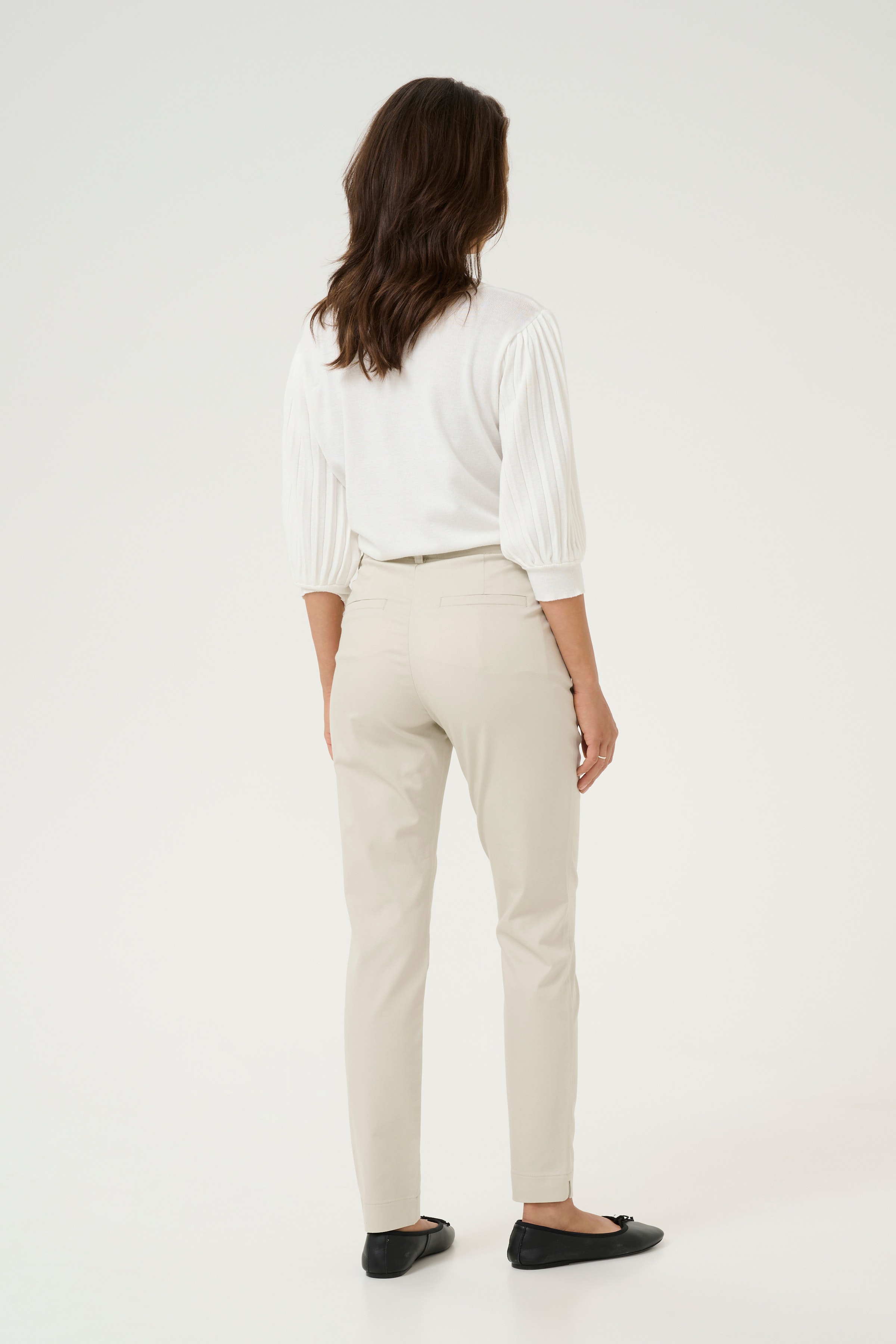 KAlea Bukser LOOKBOOK FRONT 10505191-144500