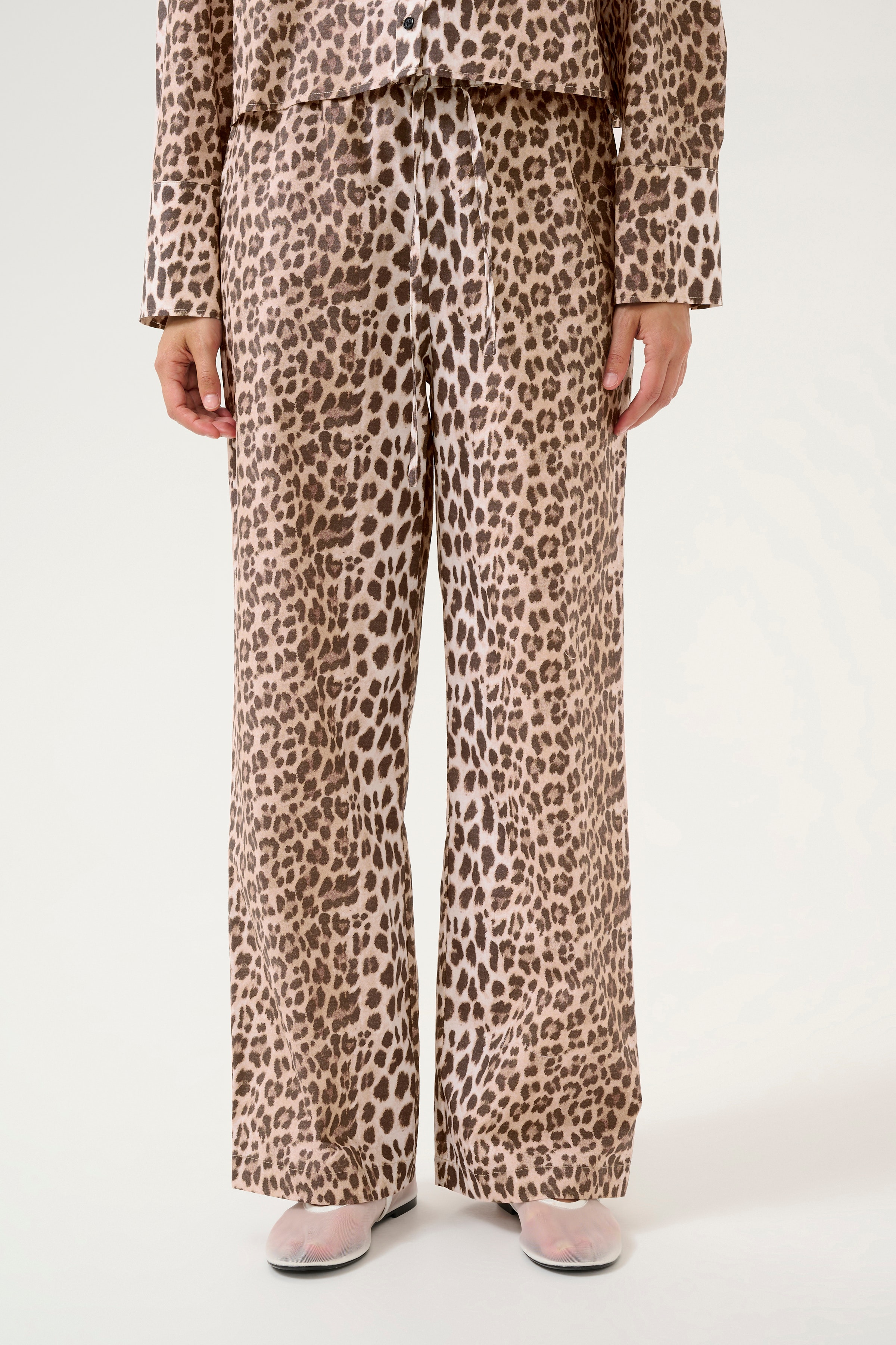 KBUlrike Leopardbyxor LOOKBOOK FRONT 10105352-107325