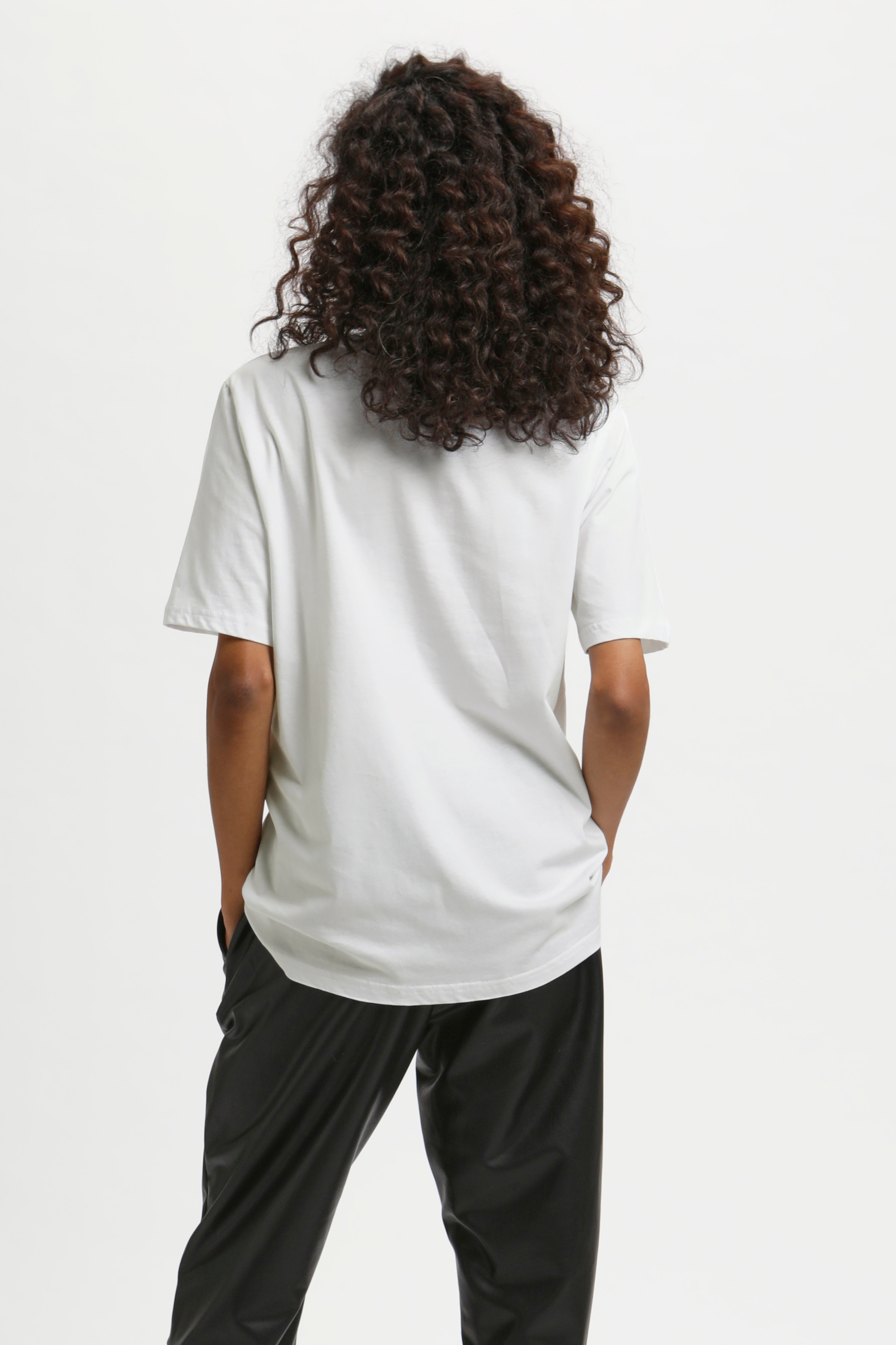 KAtomara T-shirt LOOKBOOK BACK 10505831-110601