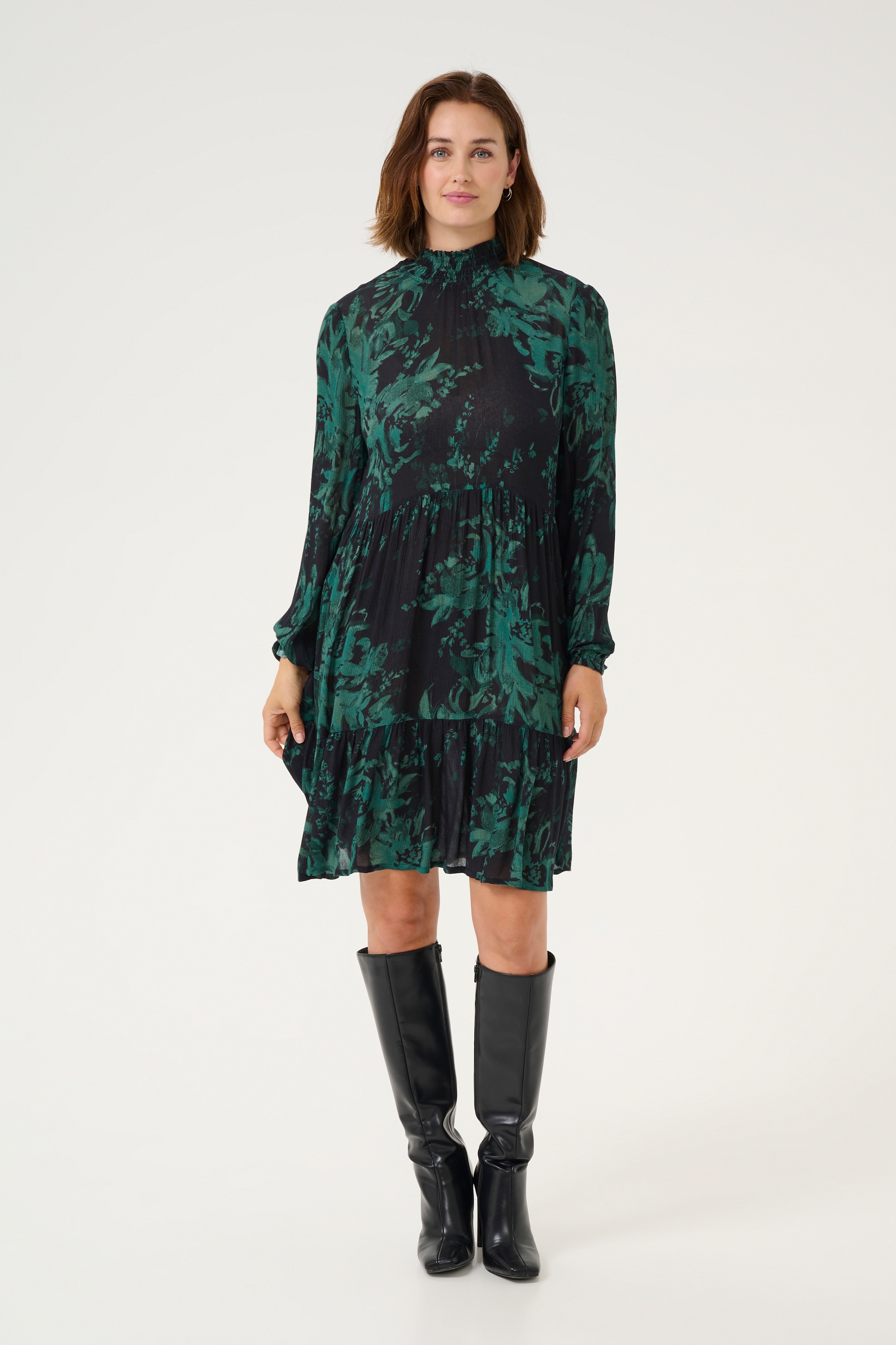 KArikka Robe LOOKBOOK FRONT 10507039-107151