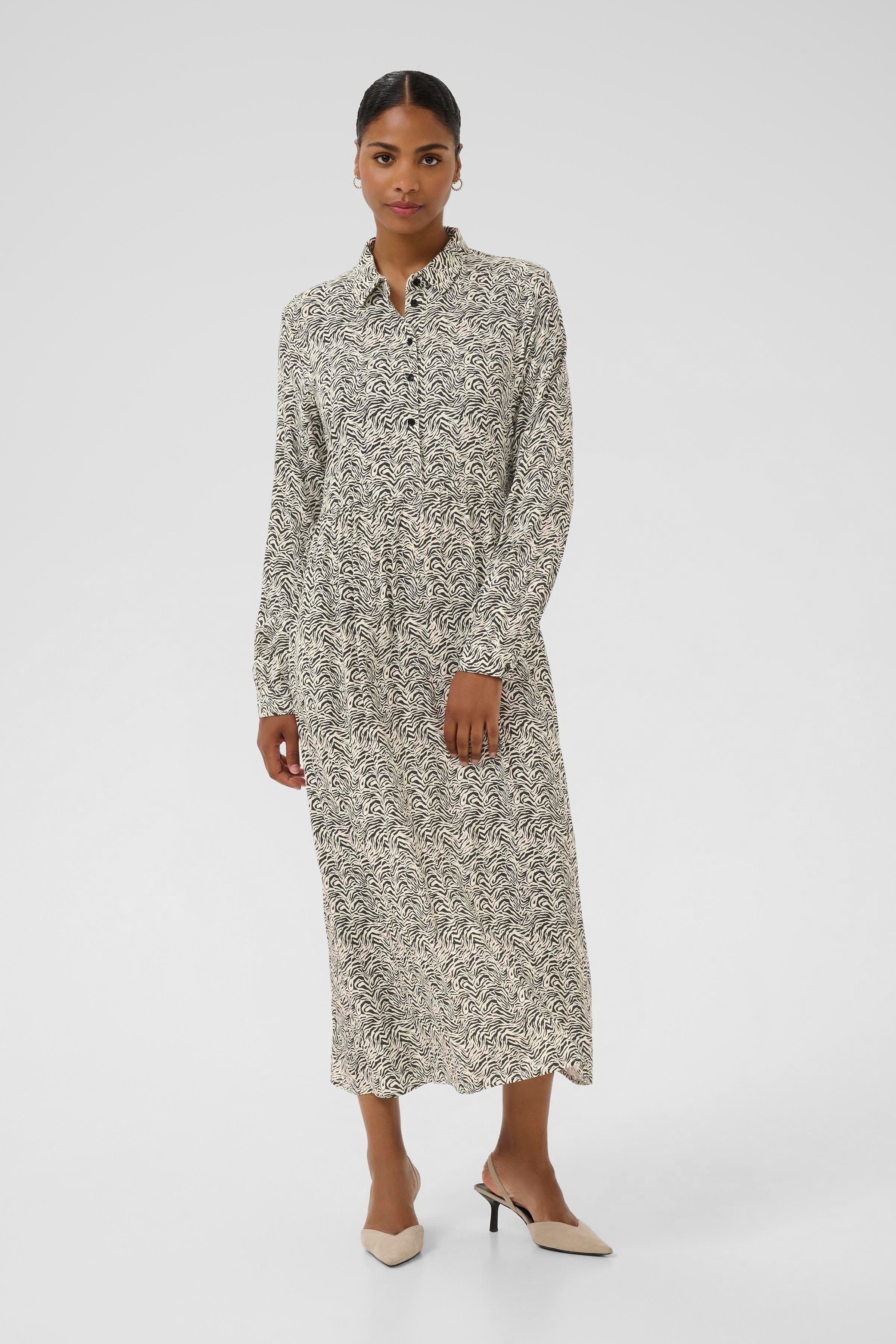 KAmiriam Rock LOOKBOOK FRONT 10510552-108215