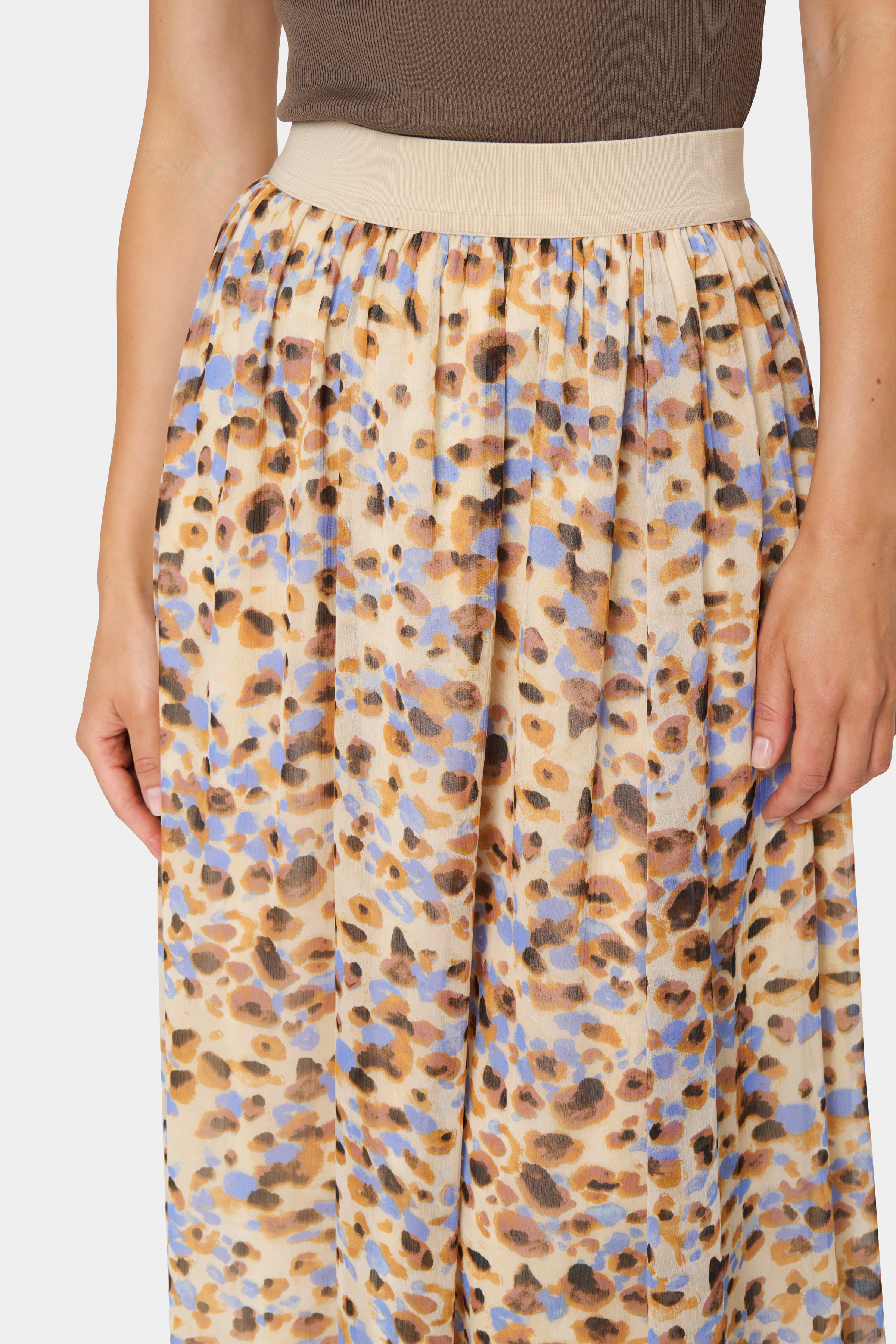 ToralSZ Skirt LOOKBOOK DETAIL 30512775-303407