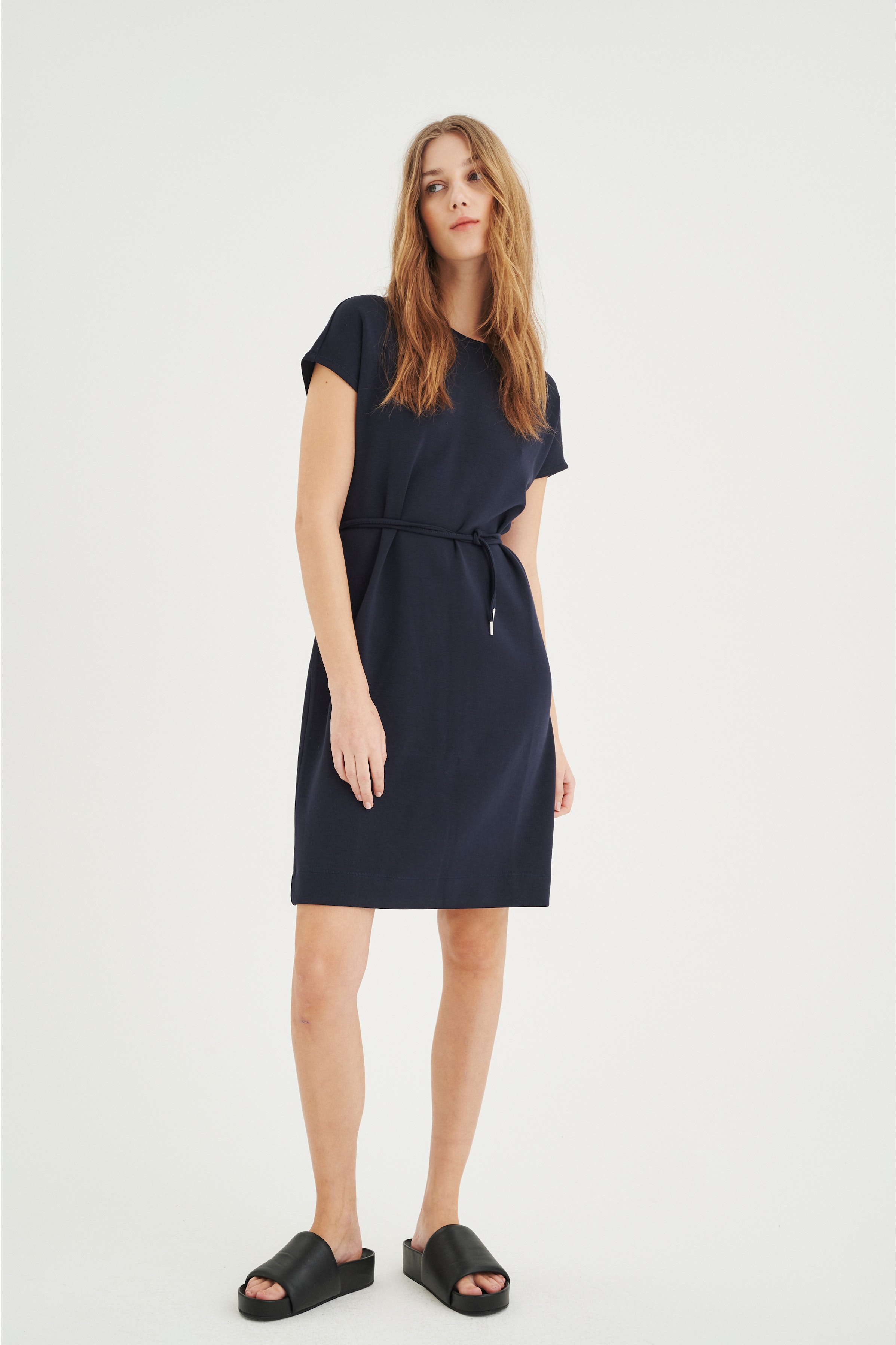 UnitaIW Kjole LOOKBOOK FRONT 30106346-300005