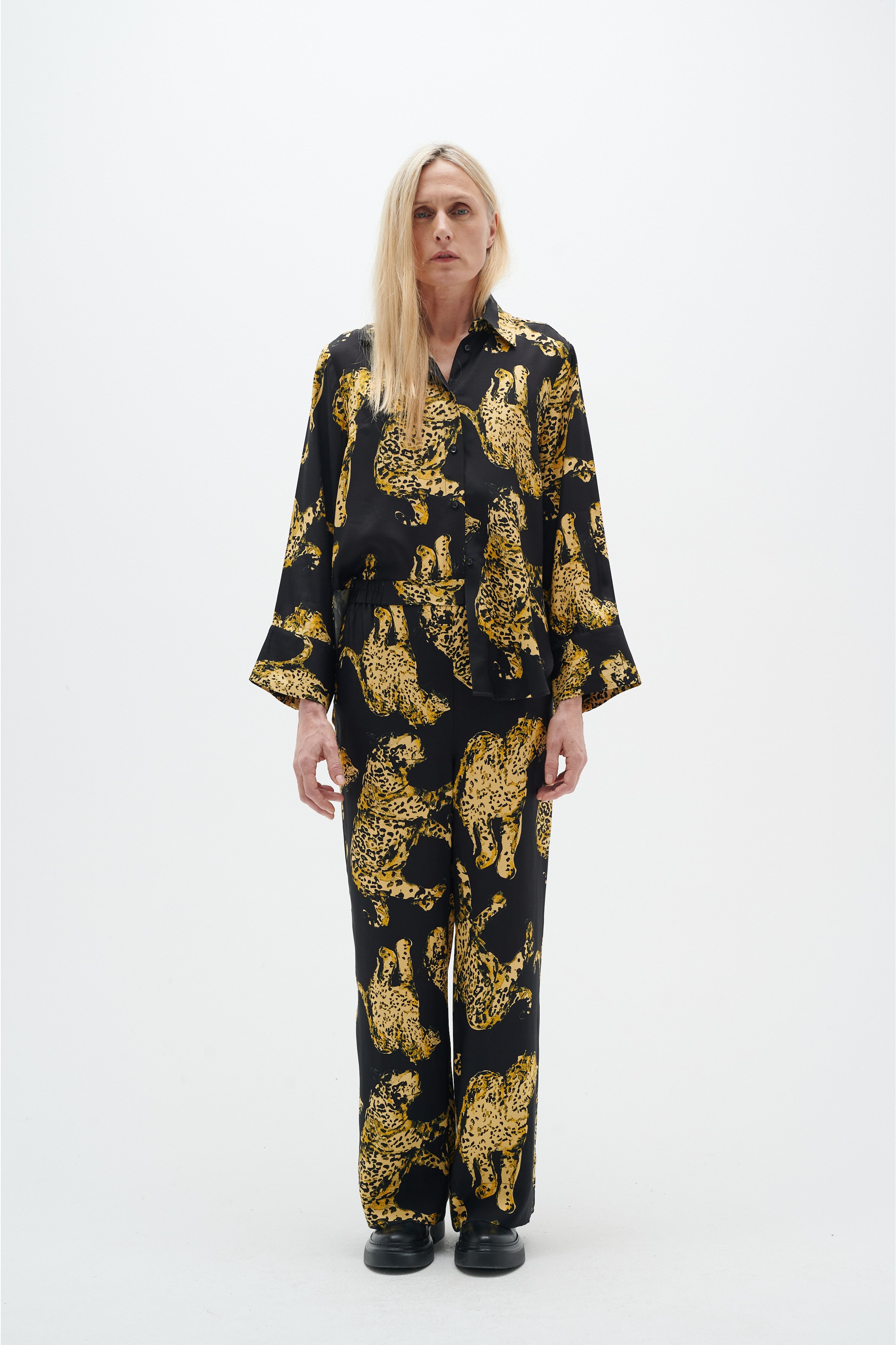 NerissaIW Skjorte LOOKBOOK FRONT 30108685-302350