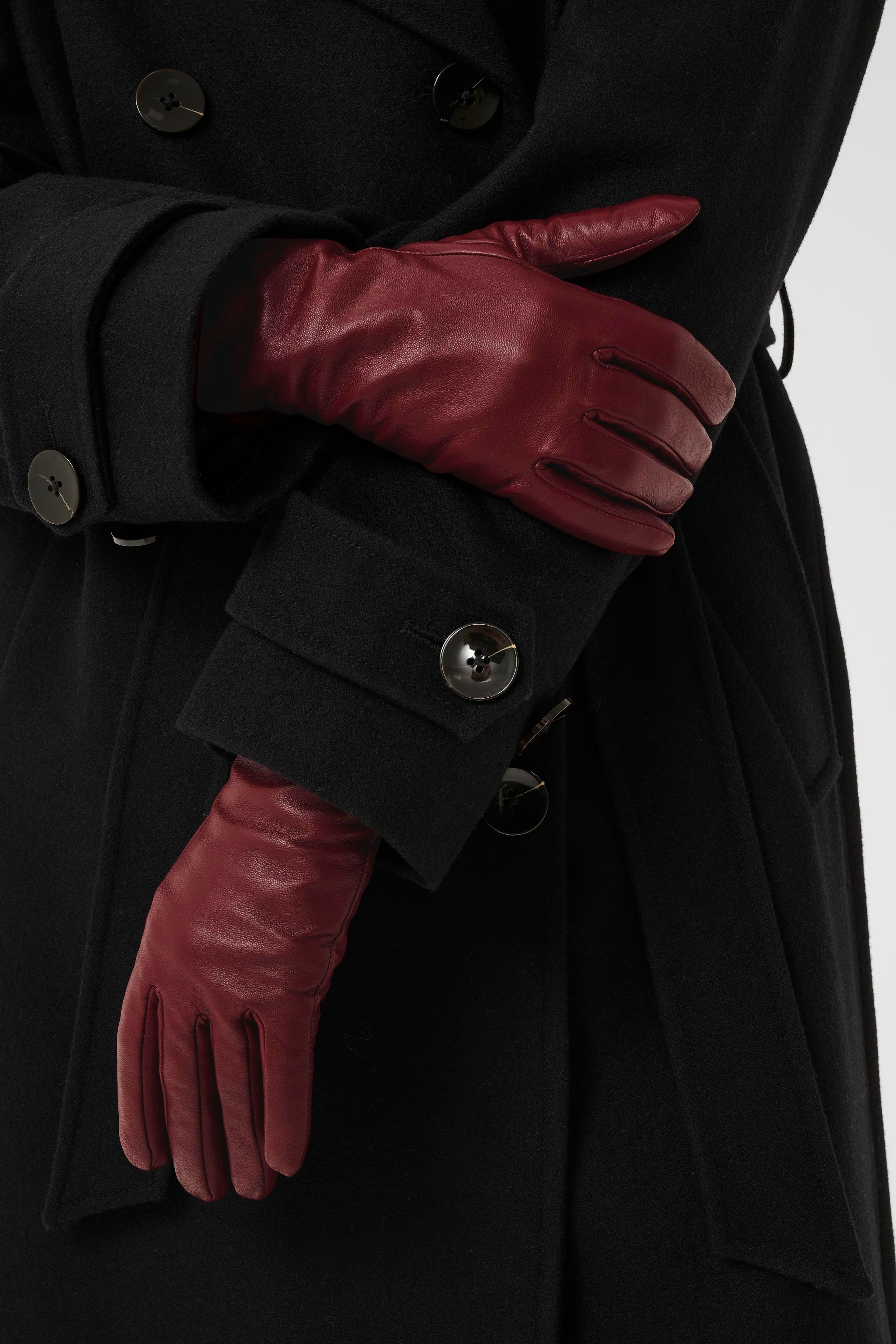 CarrinPW Gloves LOOKBOOK FRONT 30308093-191725