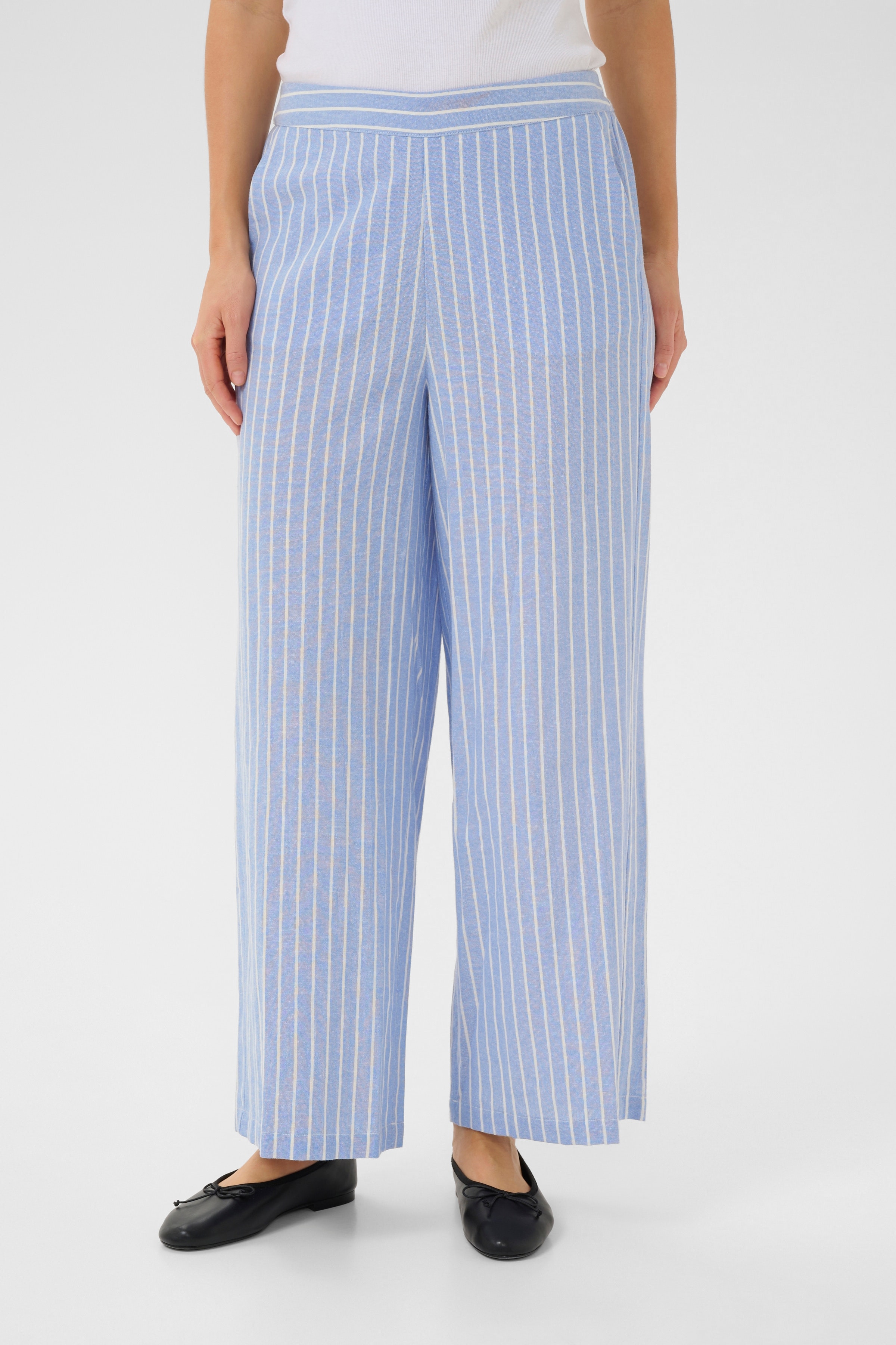 BPmalena Trousers LOOKBOOK FRONT 10590902-107817B