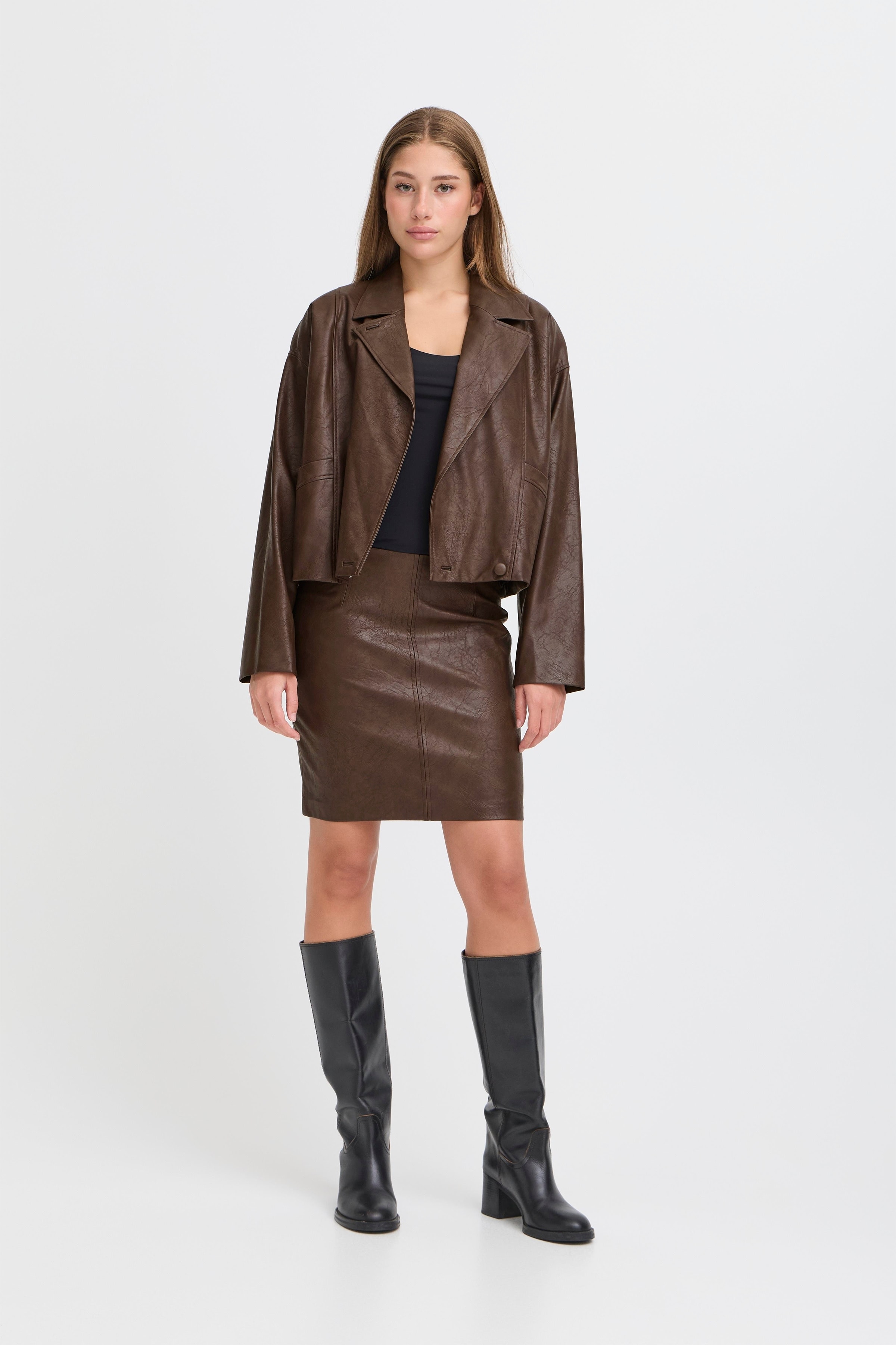 IHKILAVI Skirt LOOKBOOK FRONT 20124652-190915