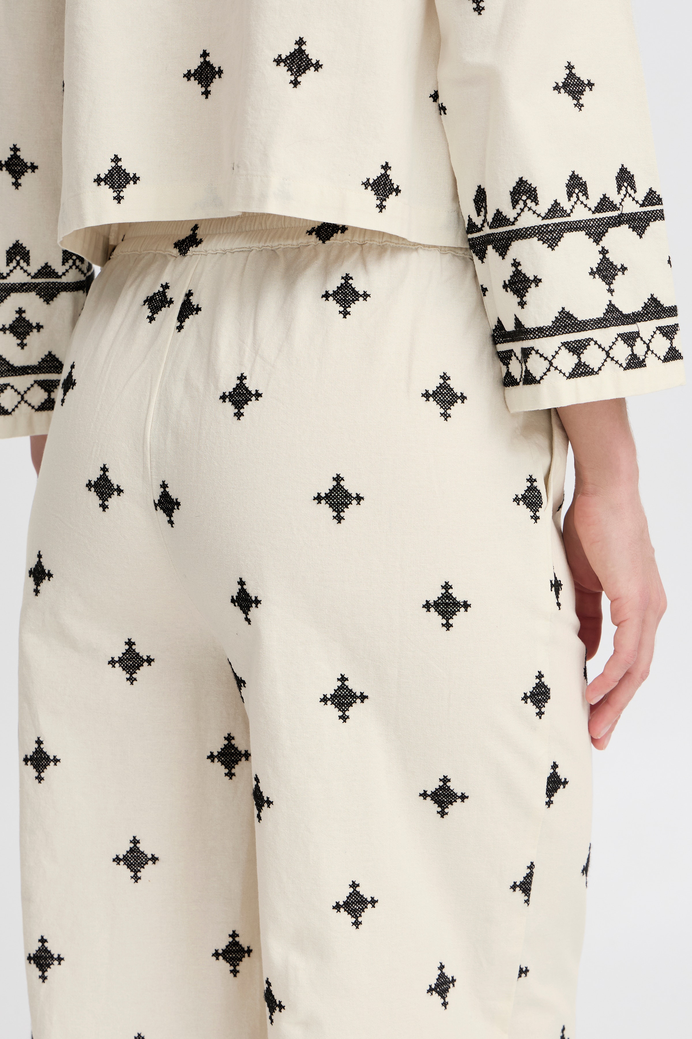 BYDUNIA Bukser LOOKBOOK DETAIL 20816751-204823