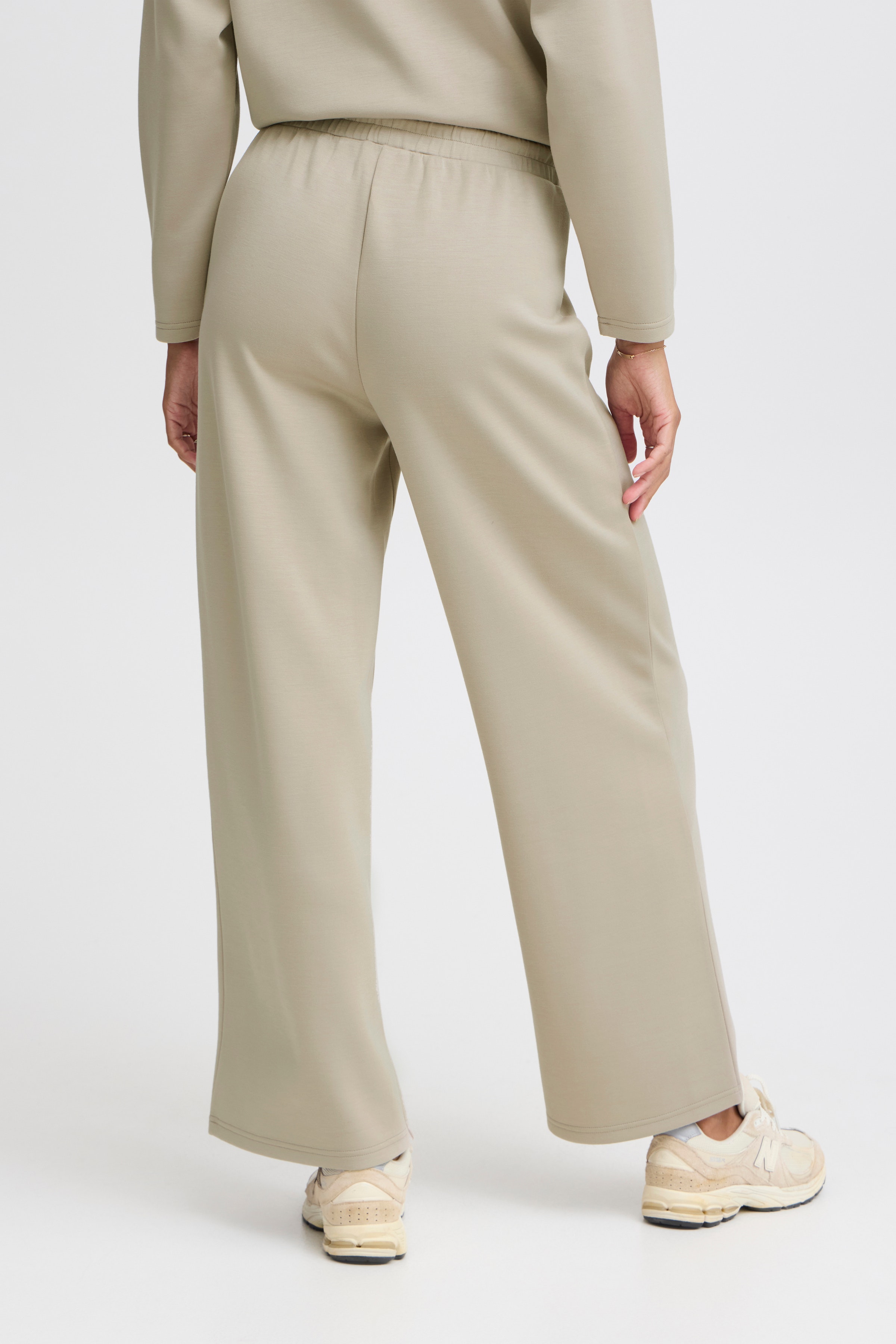 BYPUSTI Broek LOOKBOOK BACK 20815708-161305