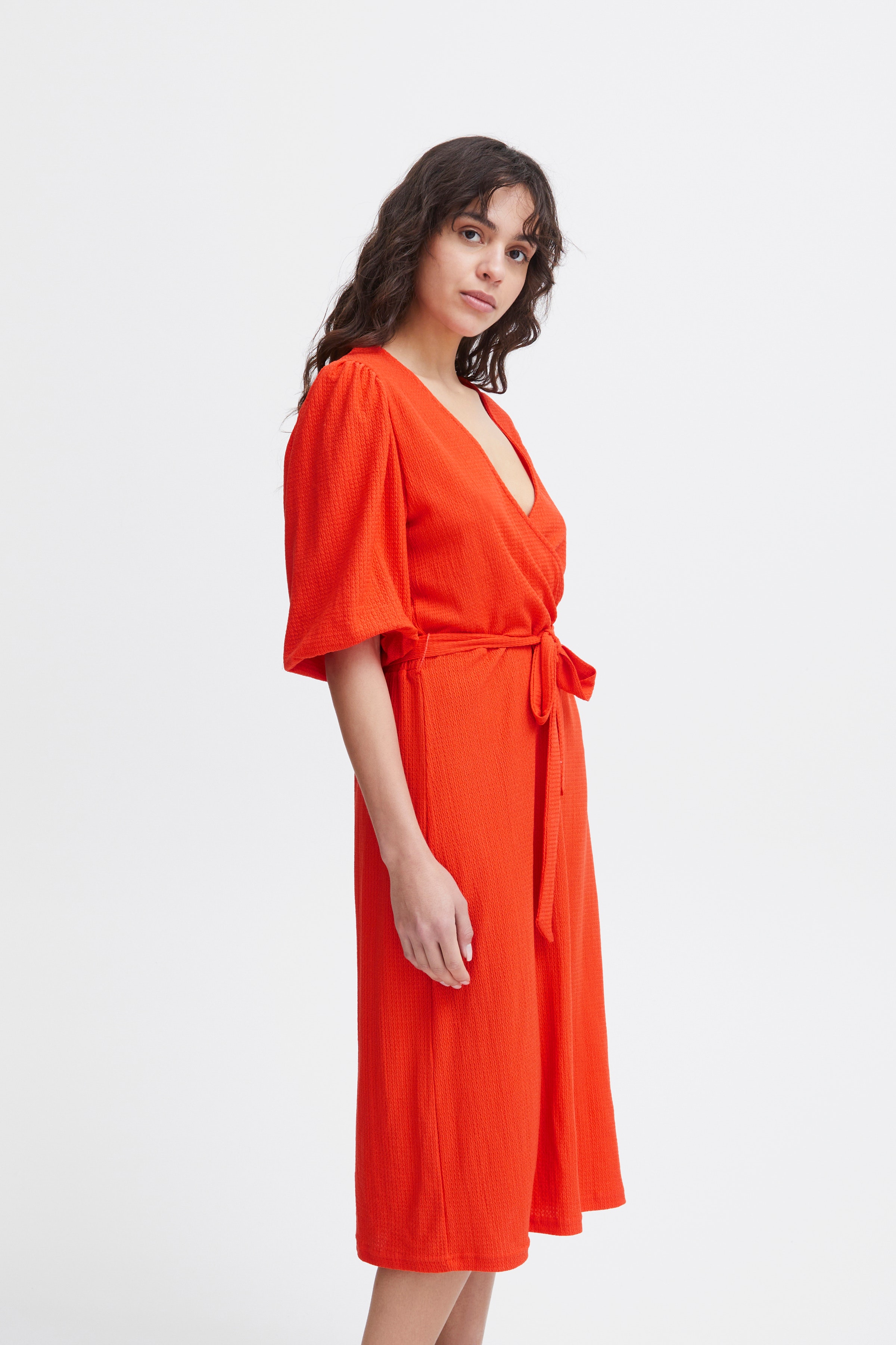 IHMAISE Kleid LOOKBOOK FRONT 20120632-171558