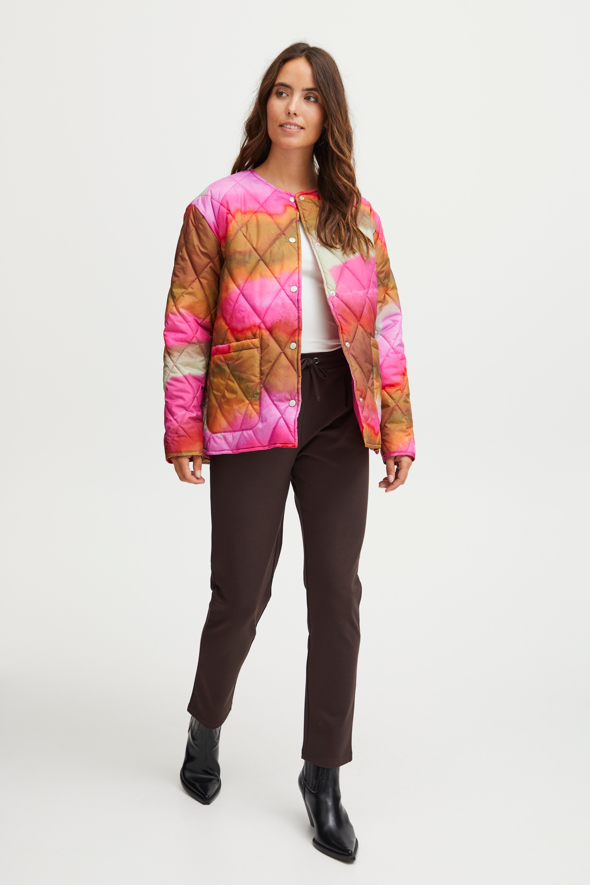 FRREBEKKA Ytterplagg LOOKBOOK FRONT 20613111-202395
