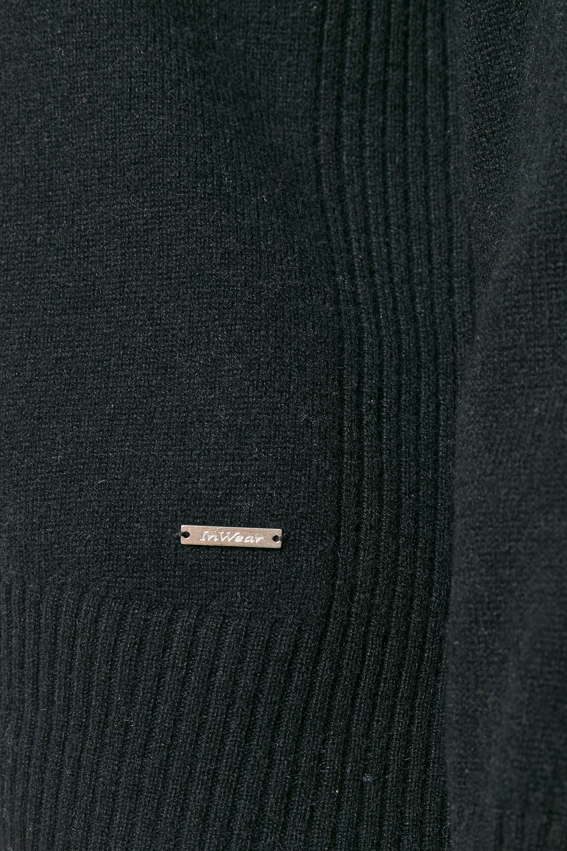 Lukka V-neck Cashmere Pullover PACK DETAIL 30104240-10050