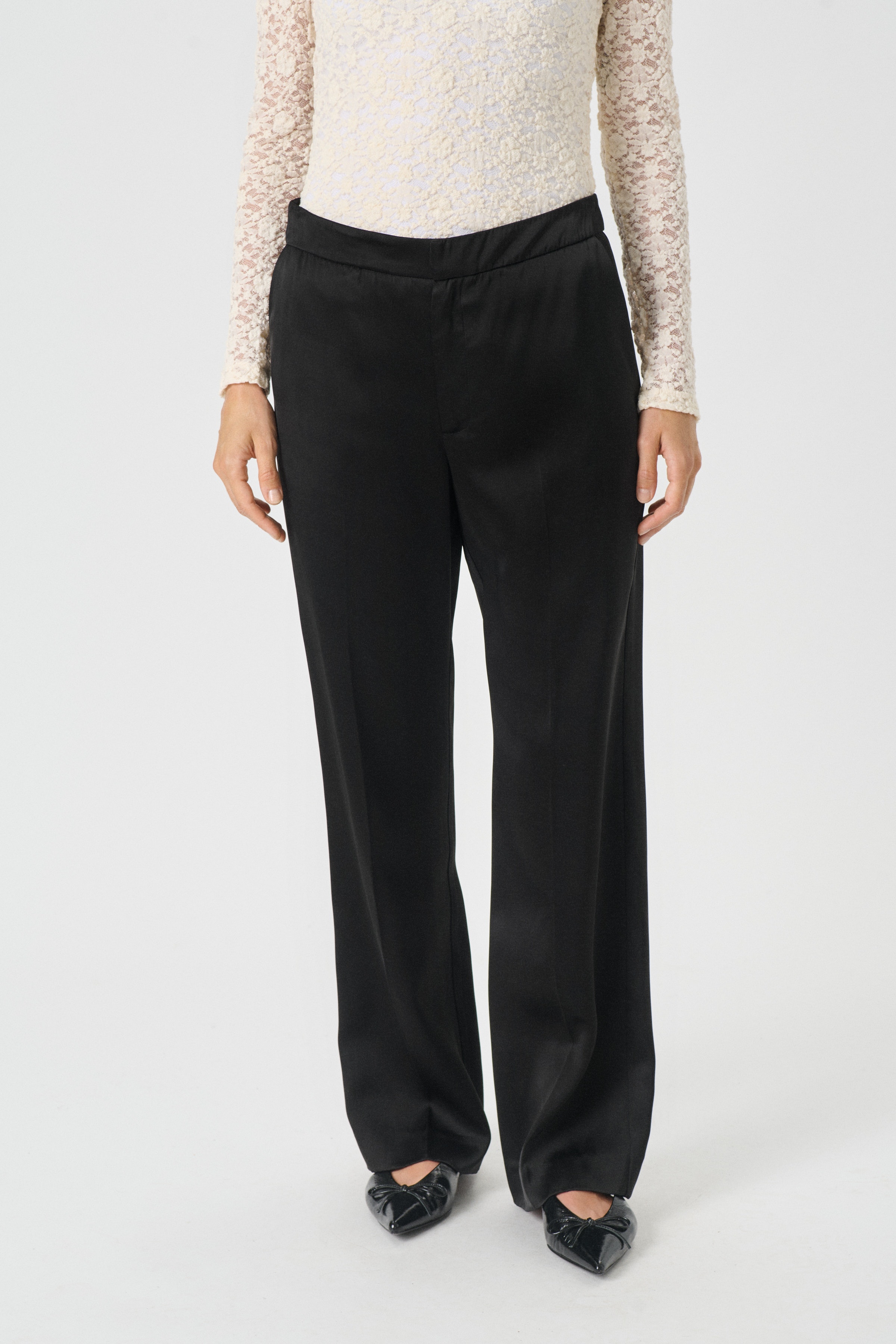 UmaPW Trousers LOOKBOOK FRONT 30310134-194008