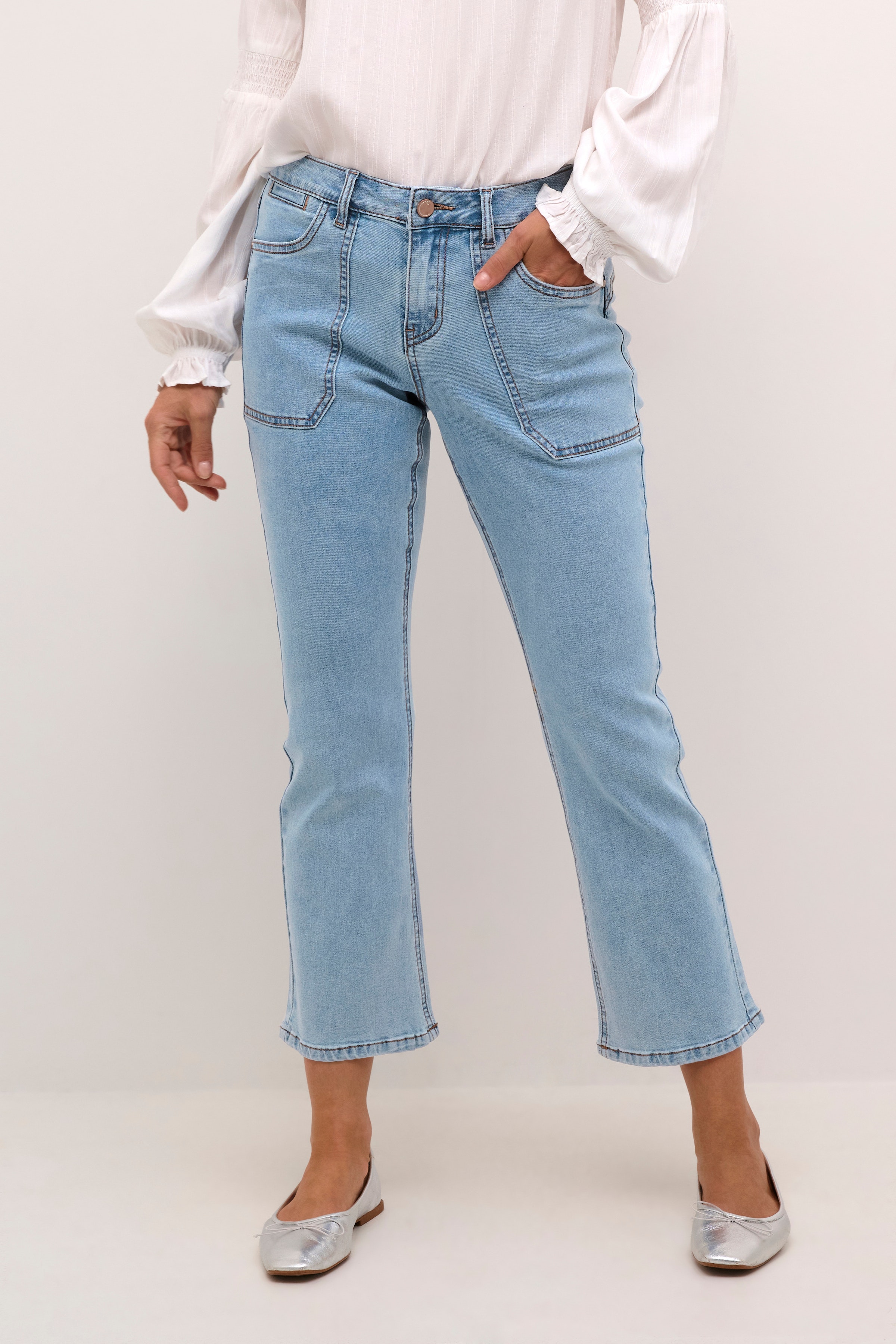 CRLone Jeans LOOKBOOK FRONT 10611837-105504