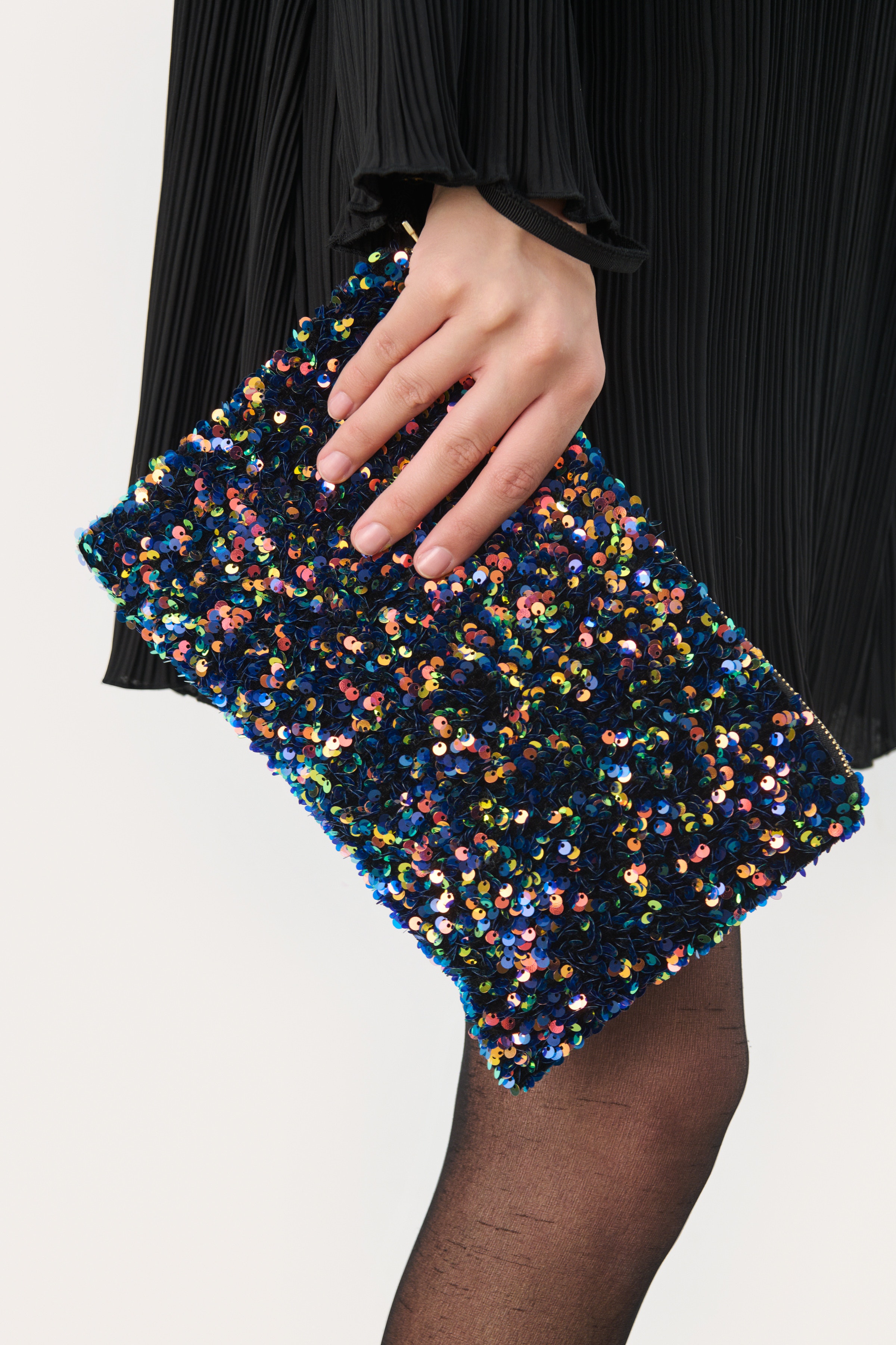 DeniaPW Sequin Bag LOOKBOOK FRONT 30309157-303306