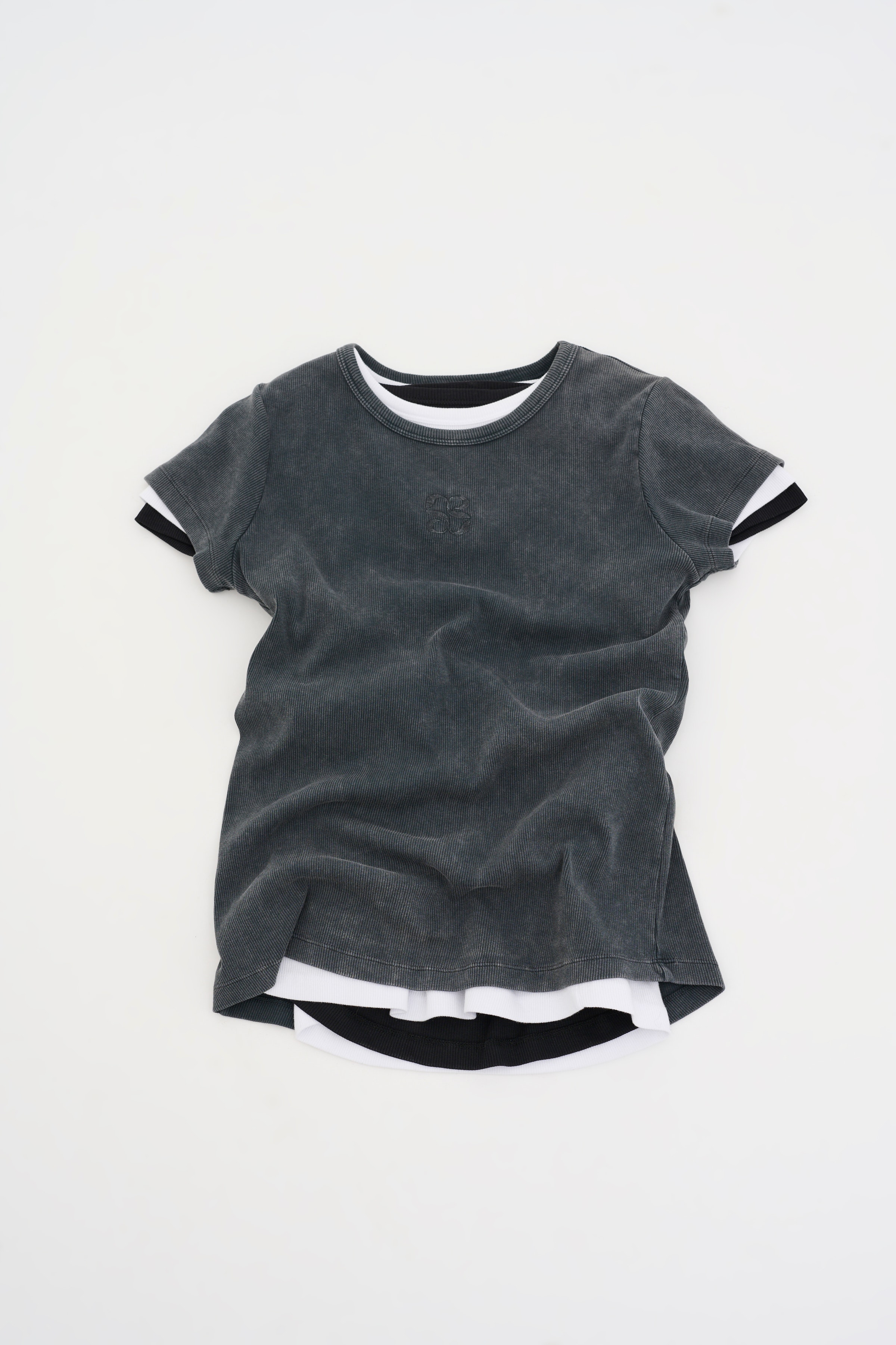 09 THE MANDY TEE LOOKBOOK FRONT 10704859-100069