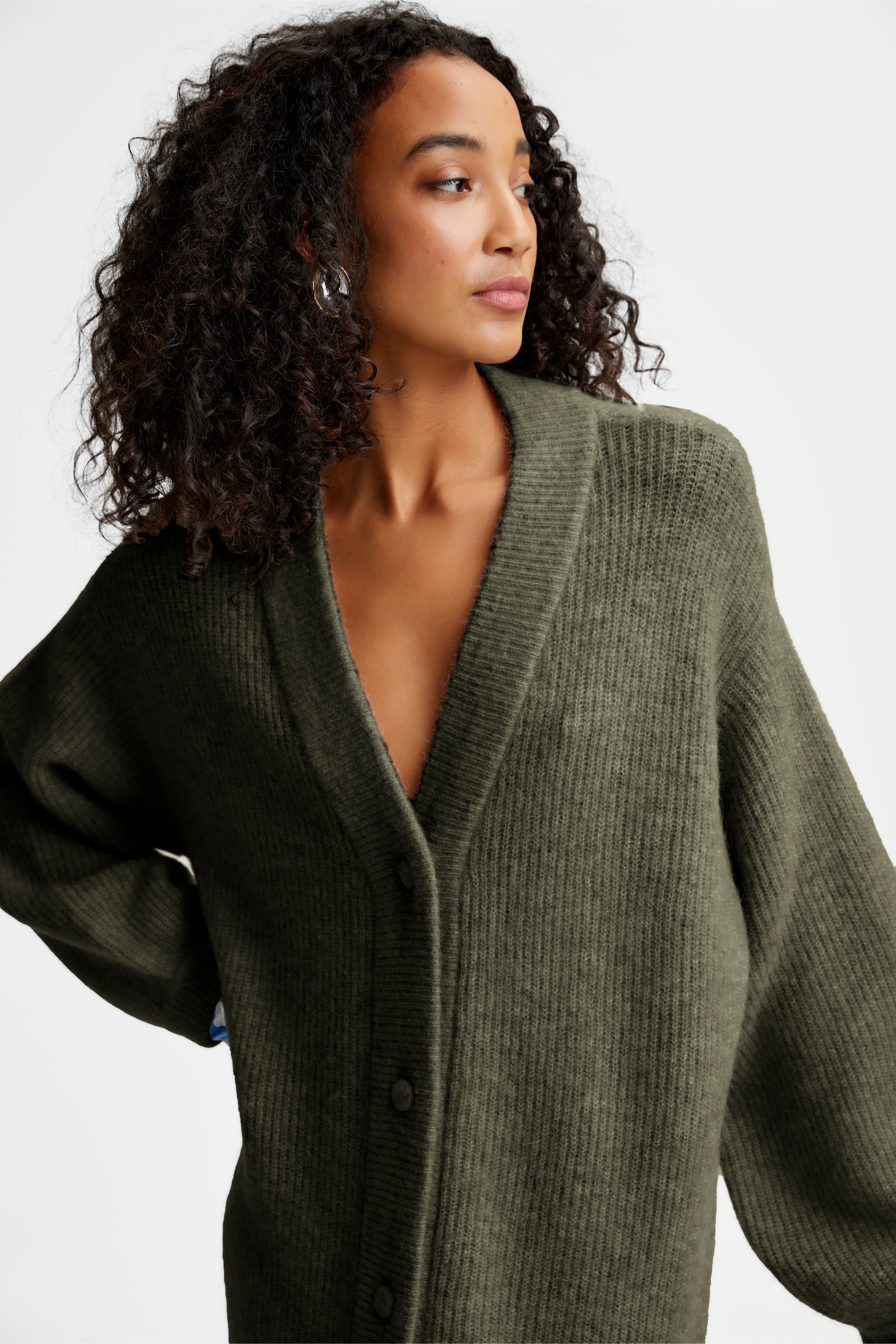 AlphaGZ Cardigan LOOKBOOK FRONT 10906528-103172