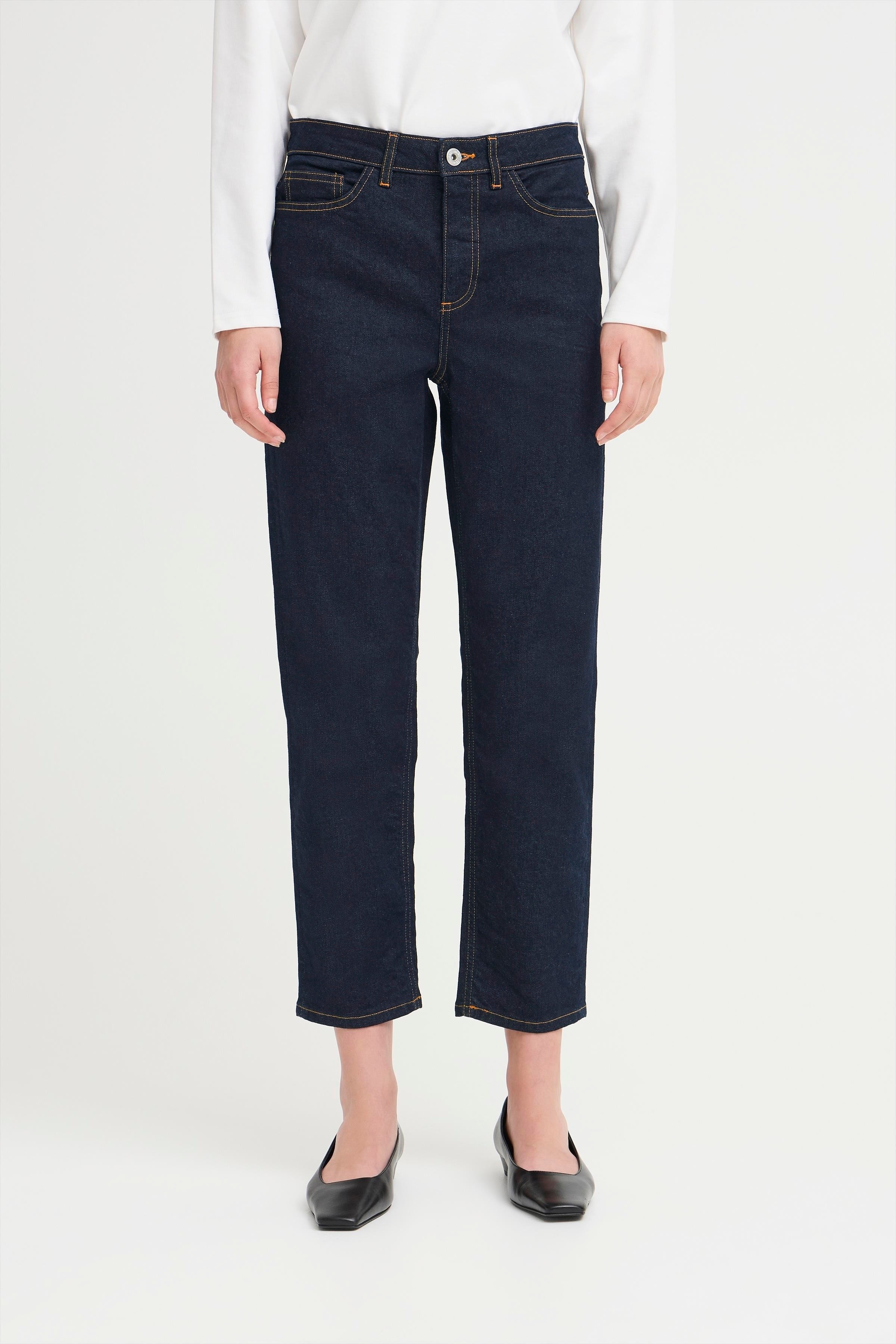 IHTWIGGY RAVEN Jeans LOOKBOOK FRONT 20110967-900000209