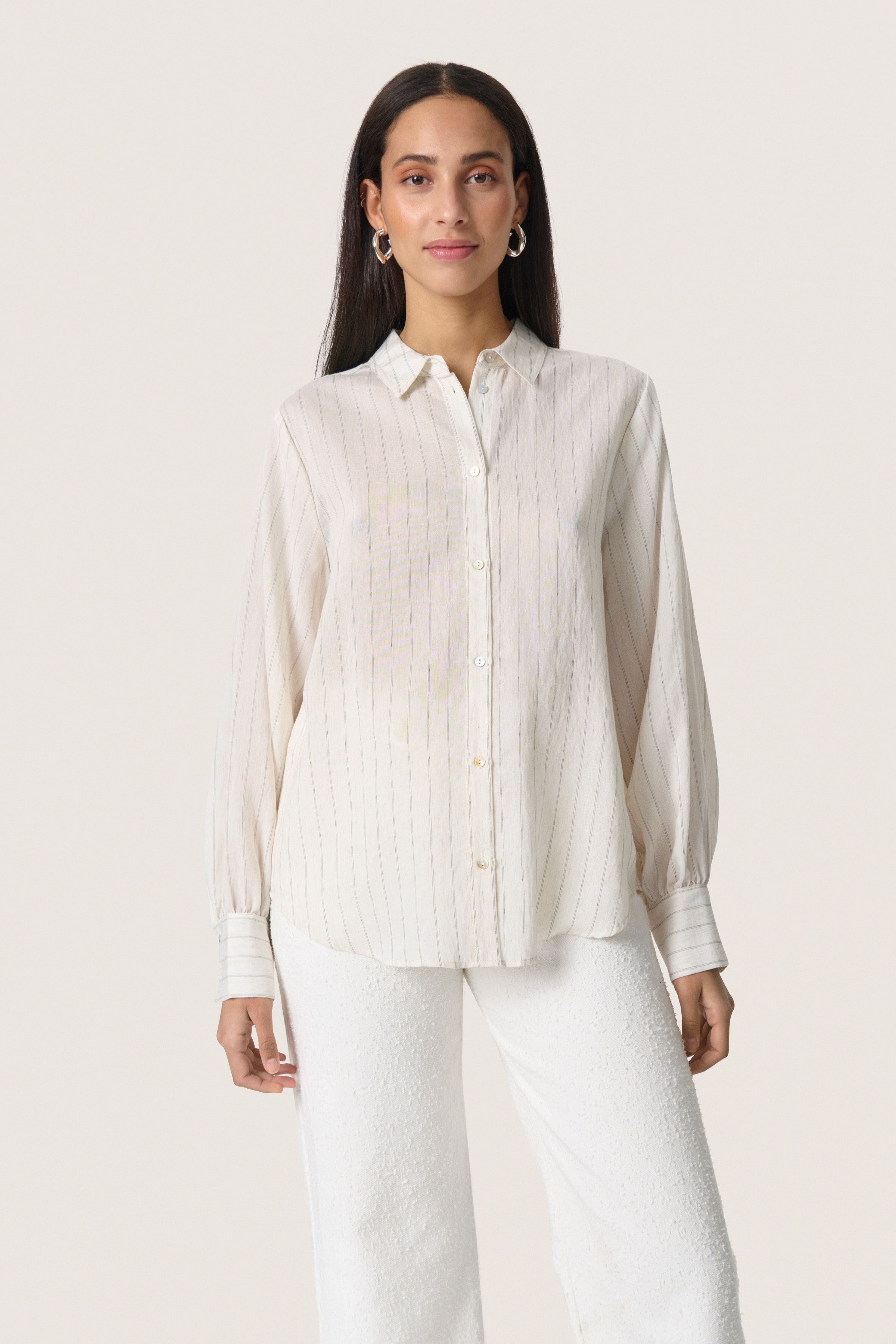 SLRoya Shirt LOOKBOOK FRONT 30408095-303524