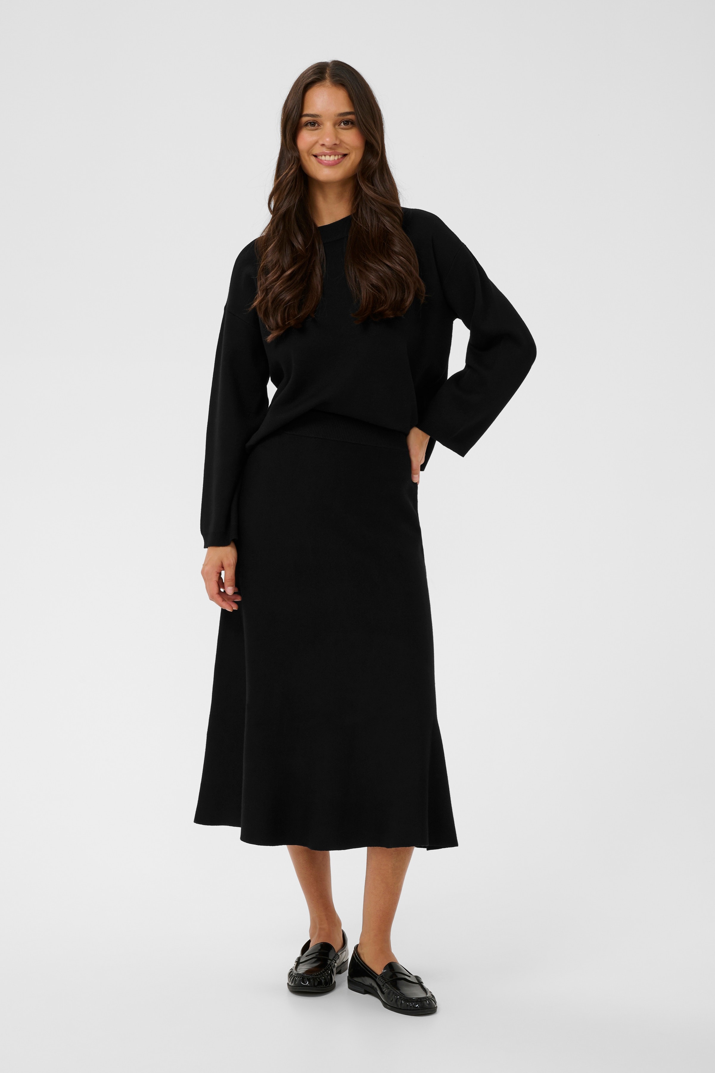 KAmalina Skjørt LOOKBOOK FRONT 10511111-100121