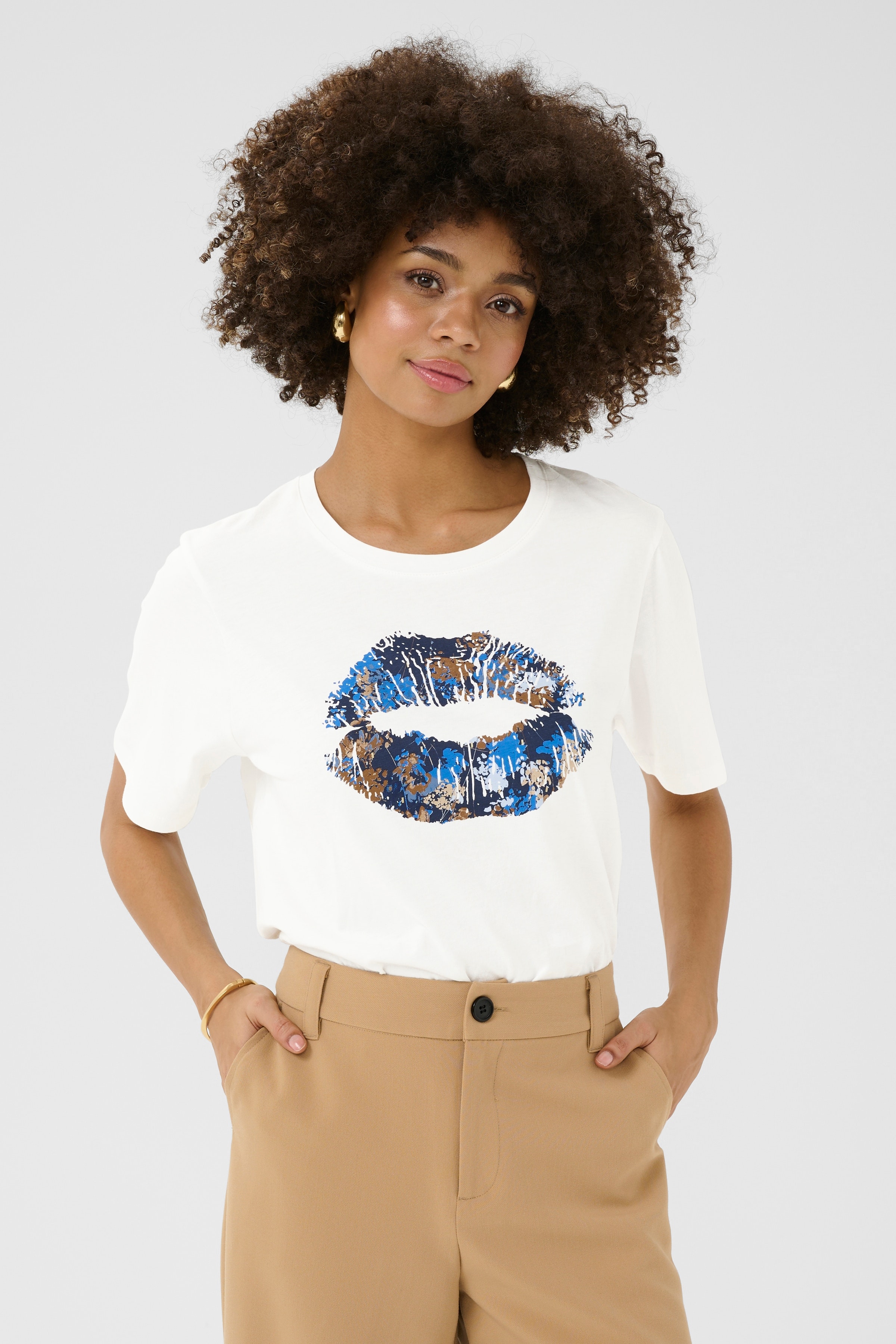 CUgab T-shirt LOOKBOOK FRONT 50112219-108242