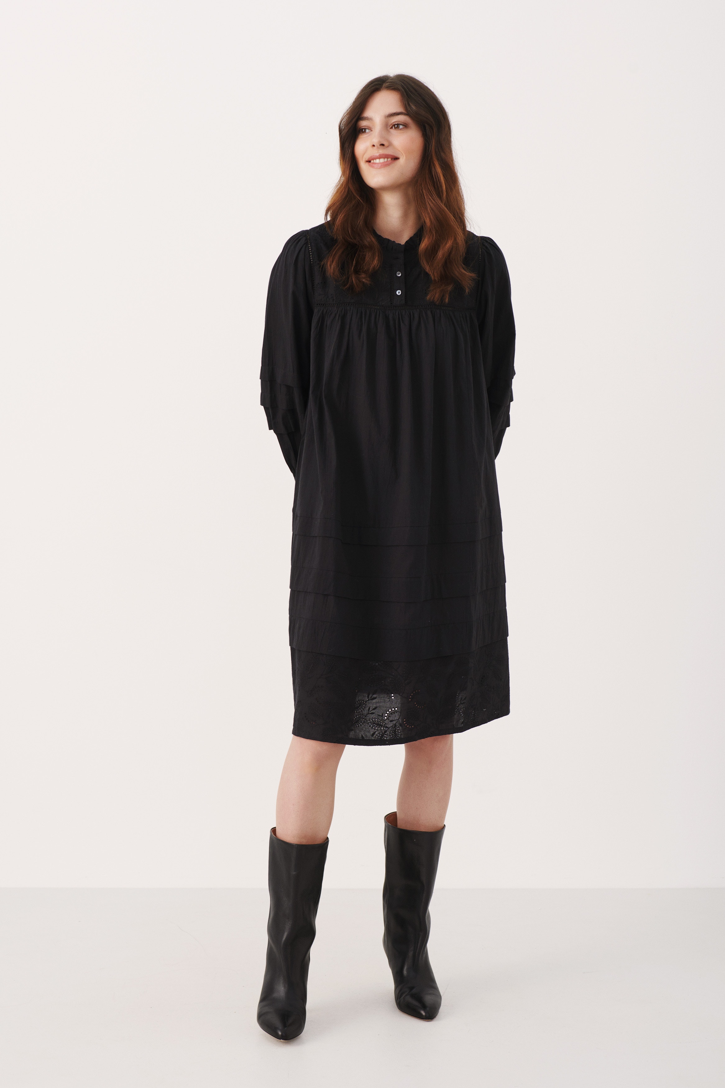 RisePW Dress LOOKBOOK FRONT 30307051-194008