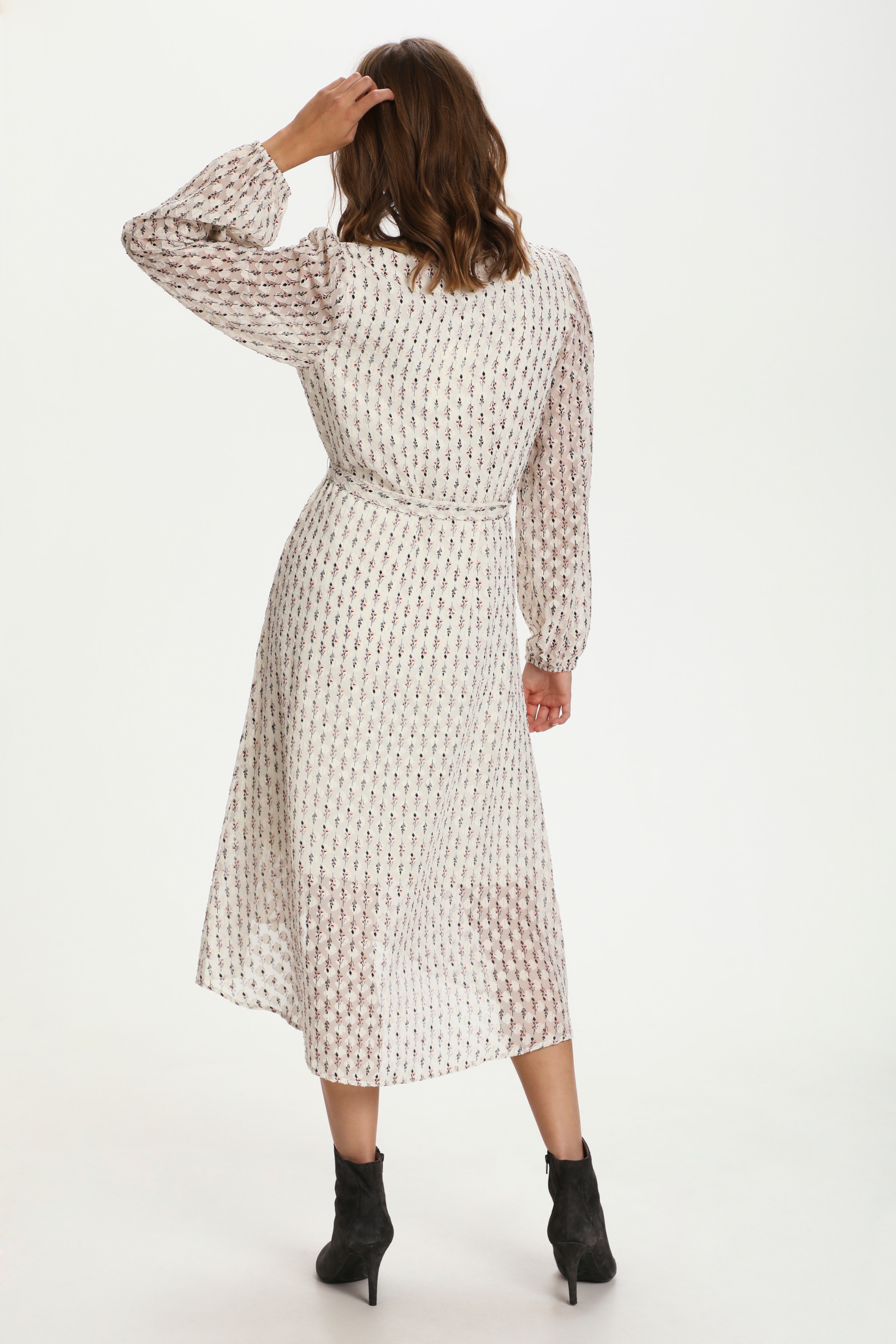 HawaSZ Dress

 LOOKBOOK BACK 30511207-600257