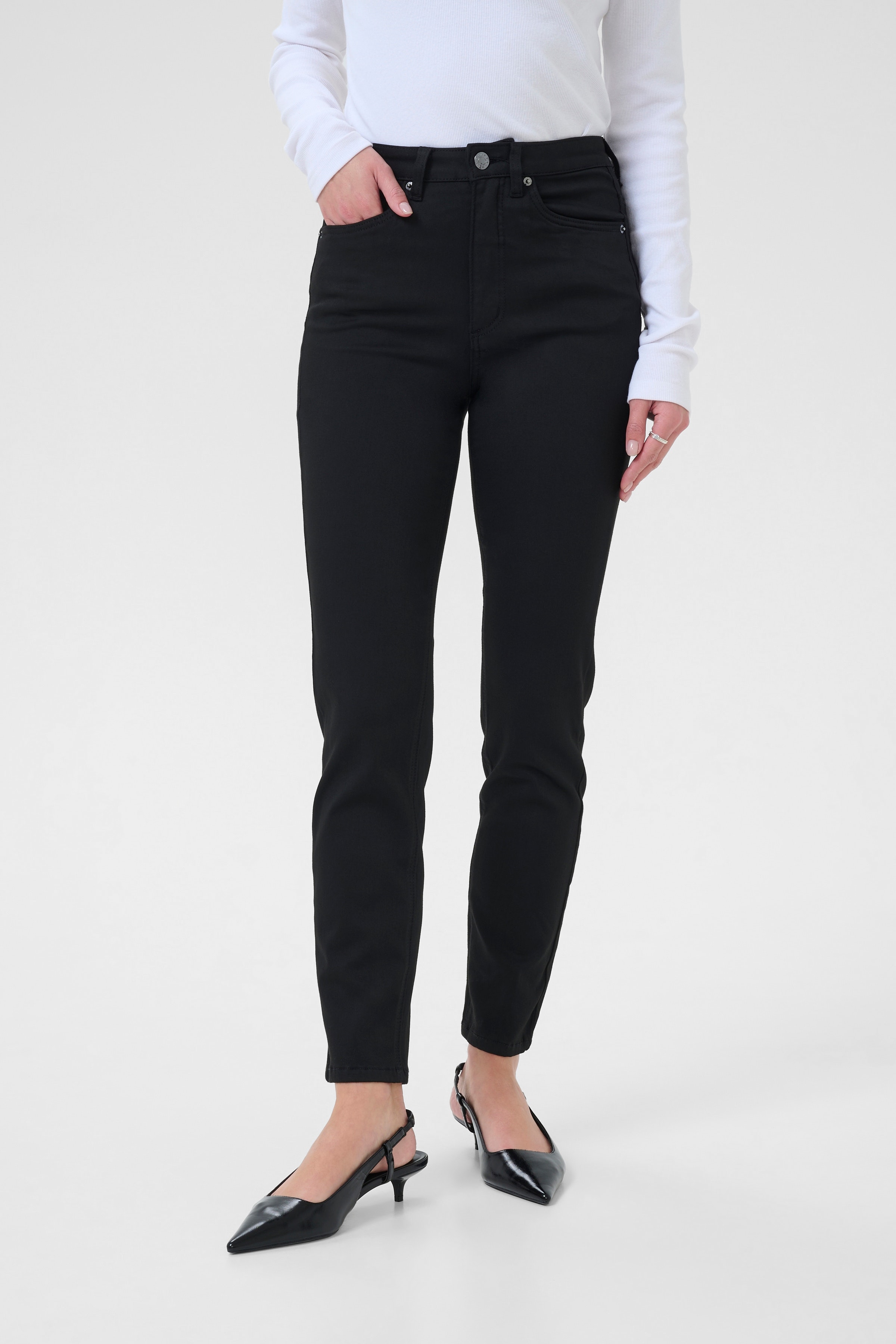 KAwillow Jeans LOOKBOOK FRONT 10510717-100121