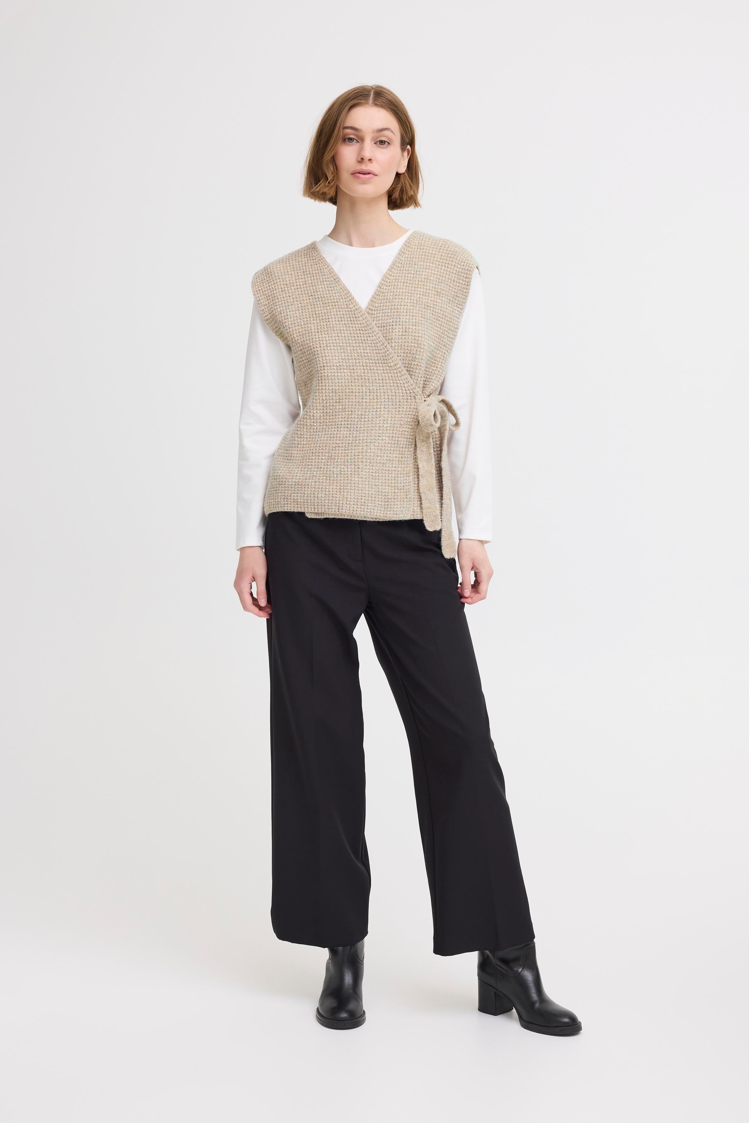 IALITTEN Poncho LOOKBOOK FRONT 20124434-1710381
