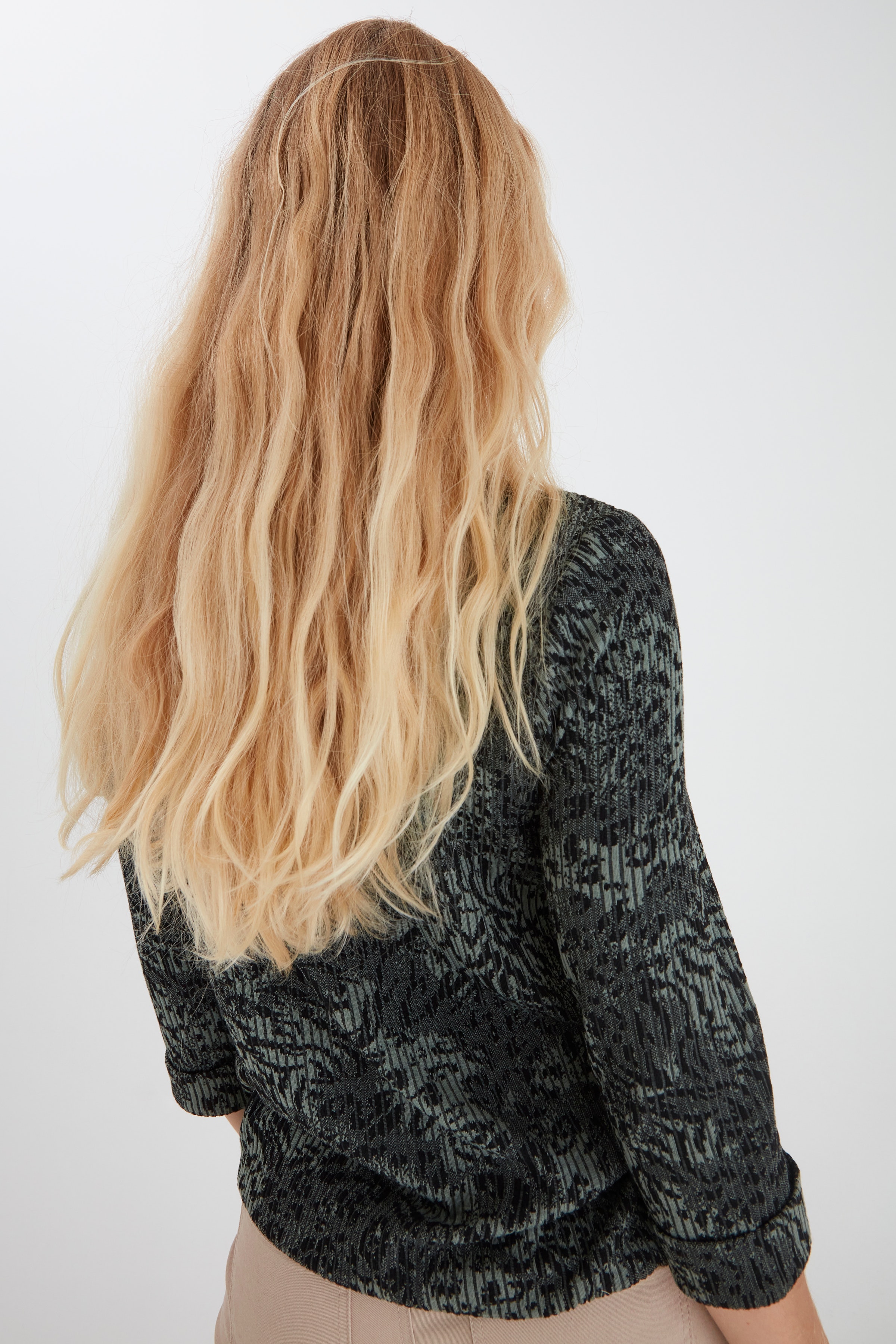 Blouse with long sleeve LOOKBOOK FRONT 20609607-200655